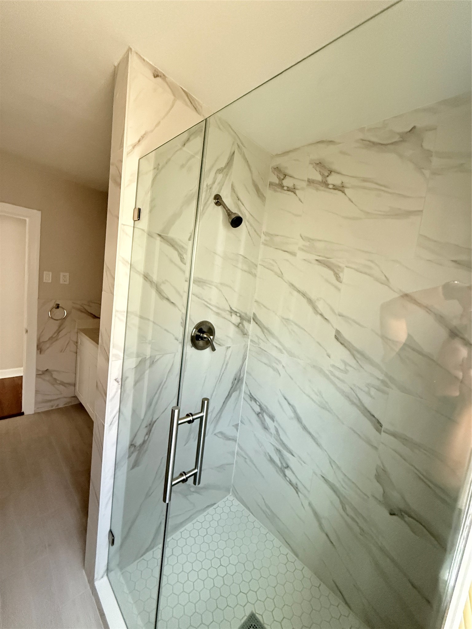 5140 Polk St Property Photo 6