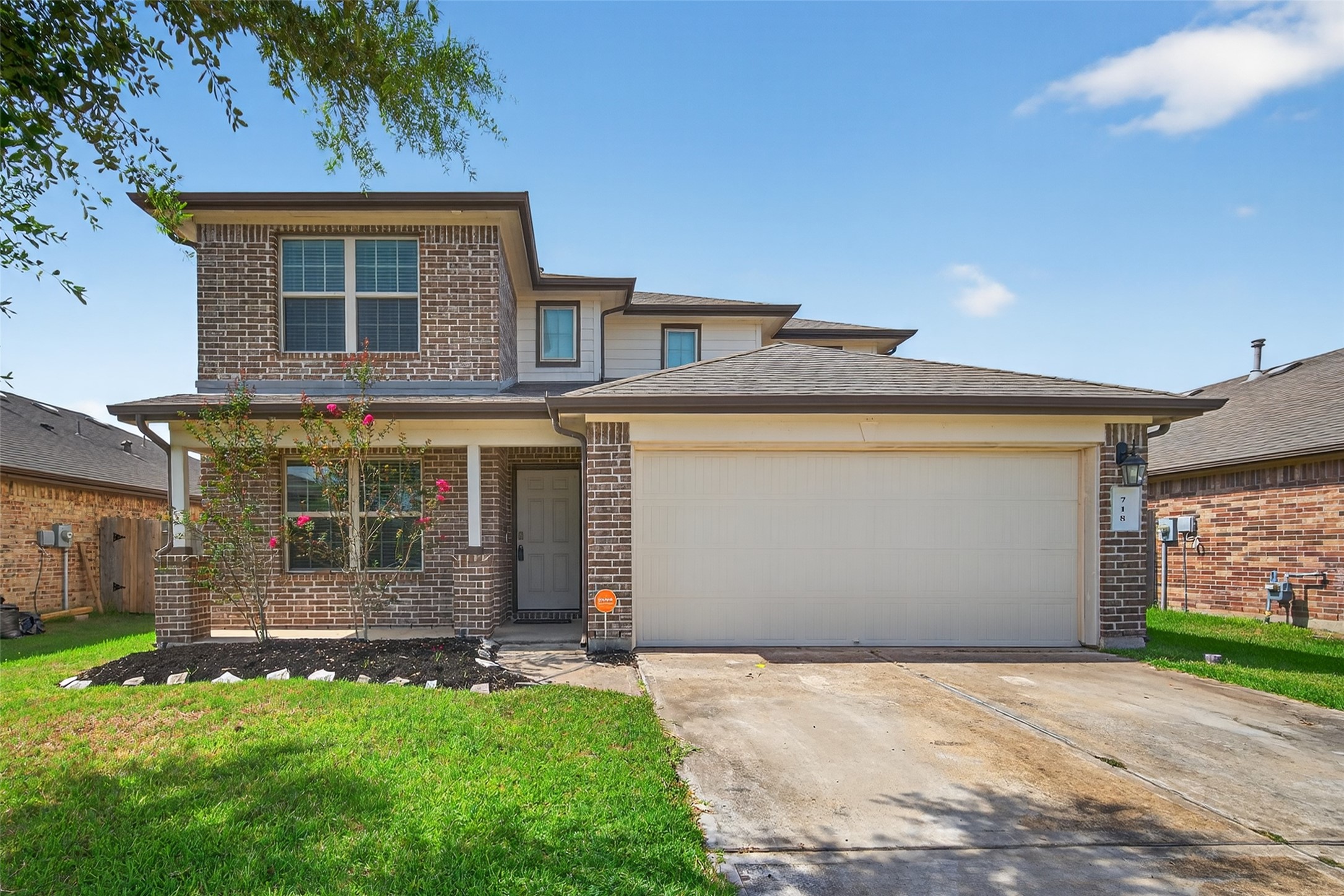 718 Harvest Bluff Drive Property Photo 1