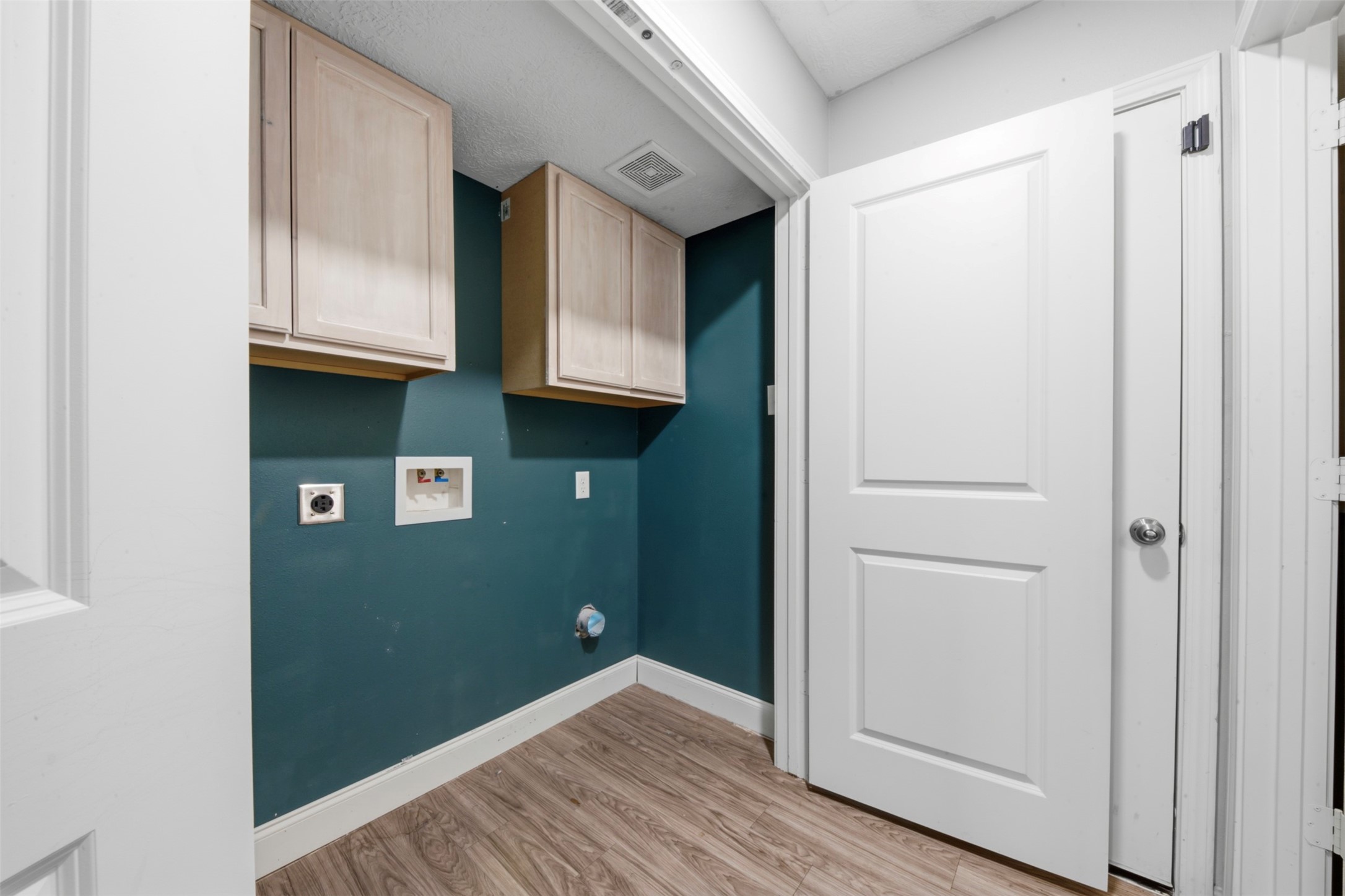 15011 Crockett Road Property Photo 11