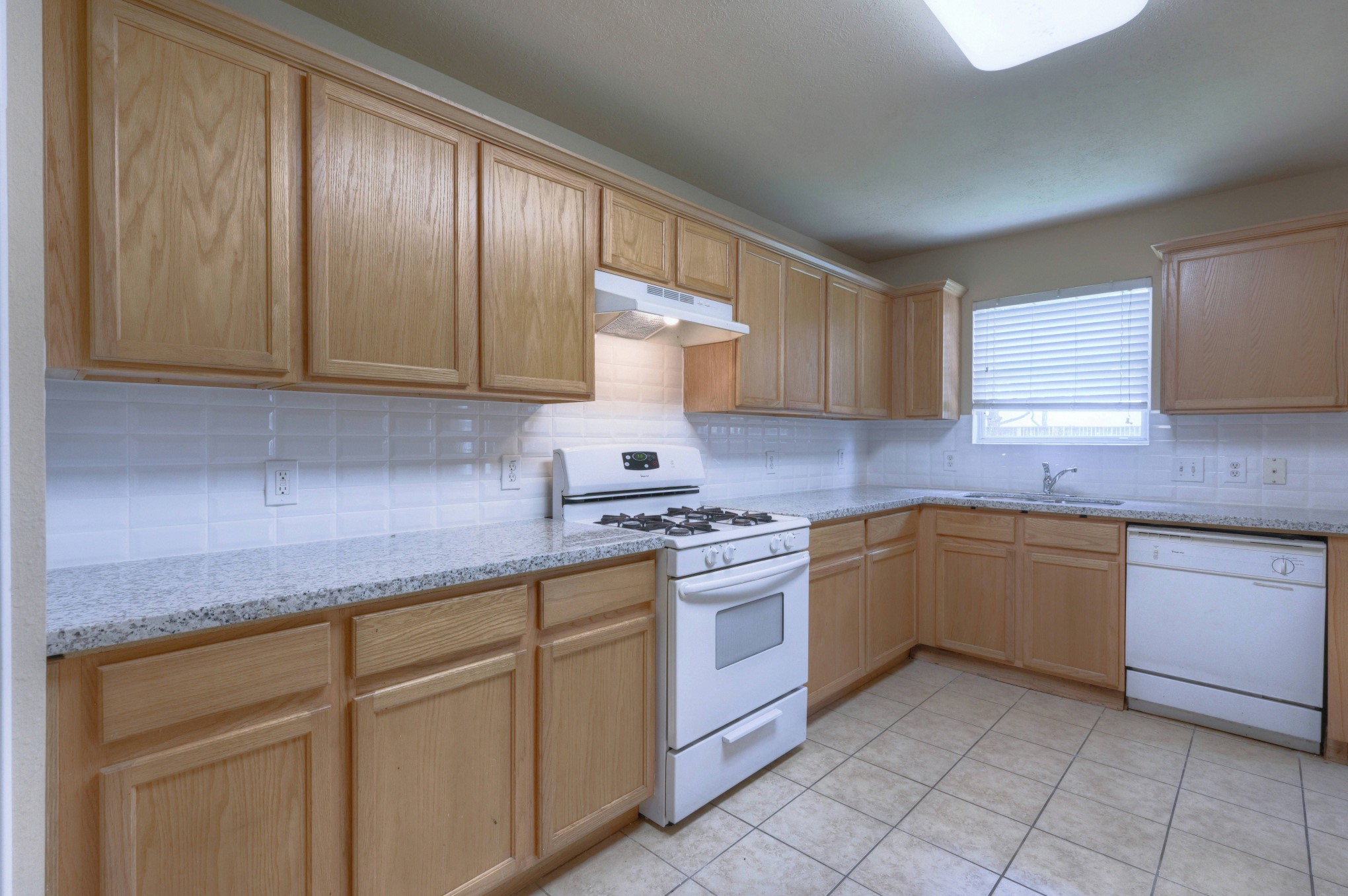 21803 Manor Court Drive Property Photo 17