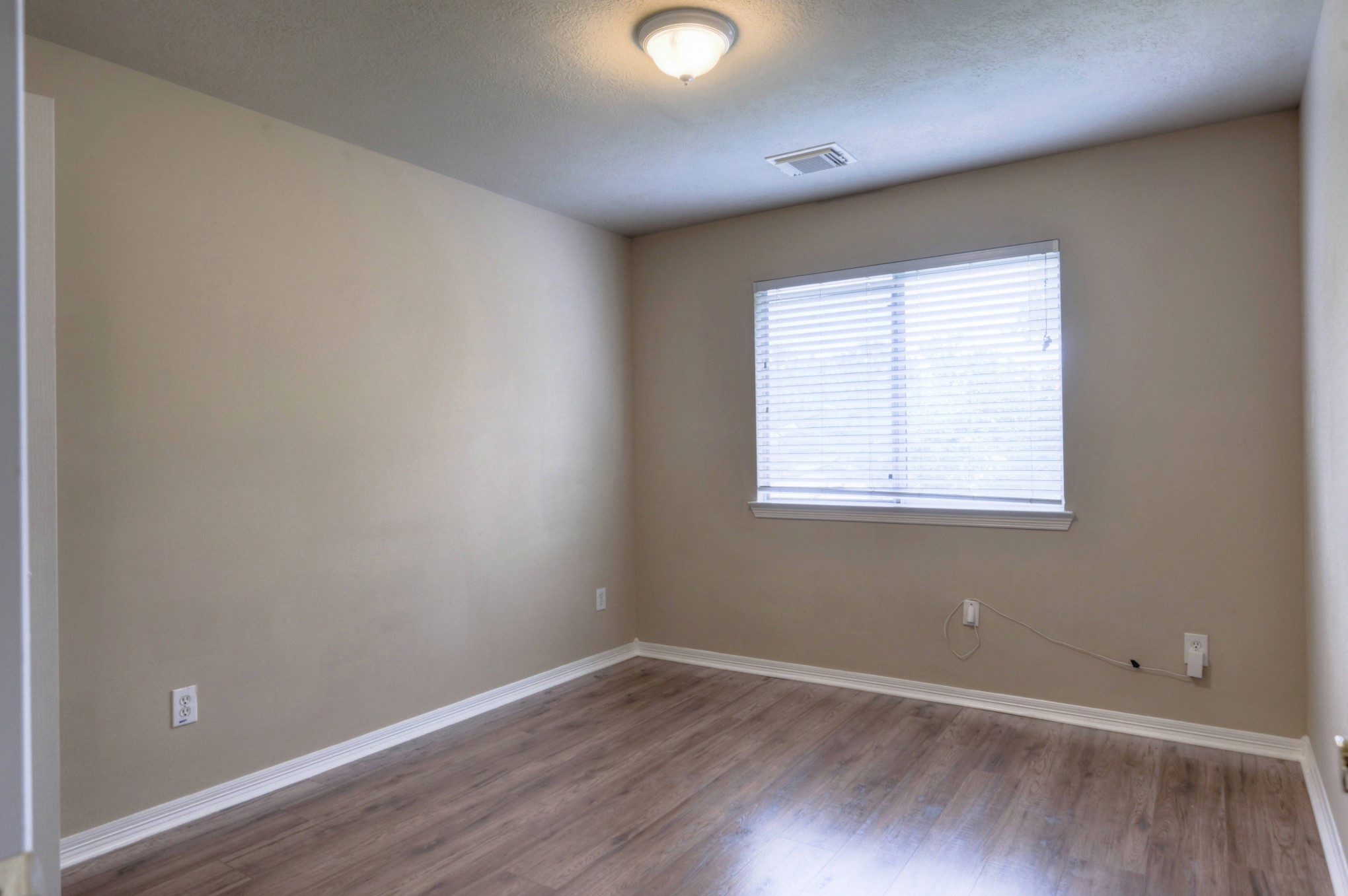 21803 Manor Court Drive Property Photo 26