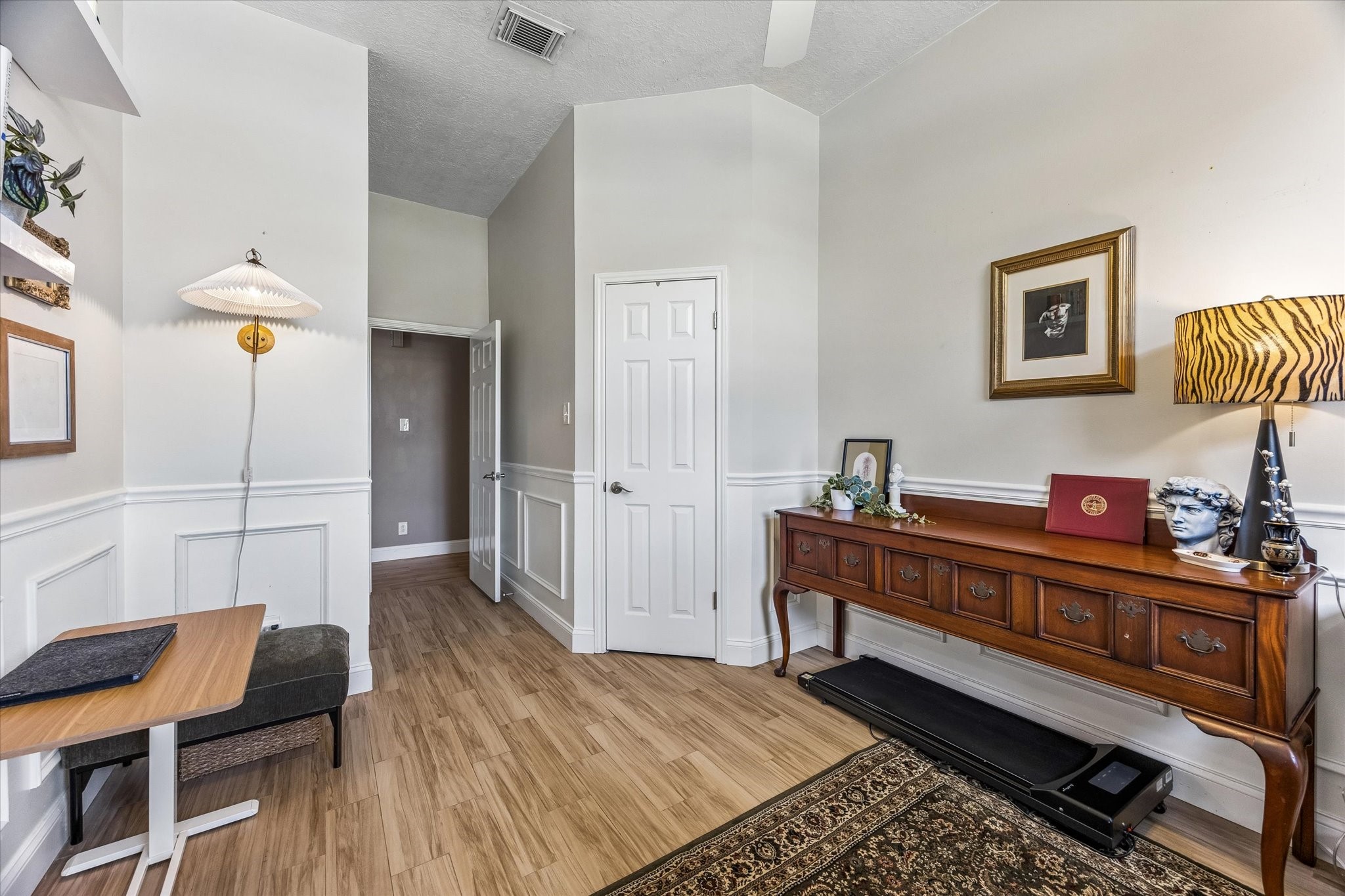 12207 Canterhurst Way Property Photo 9