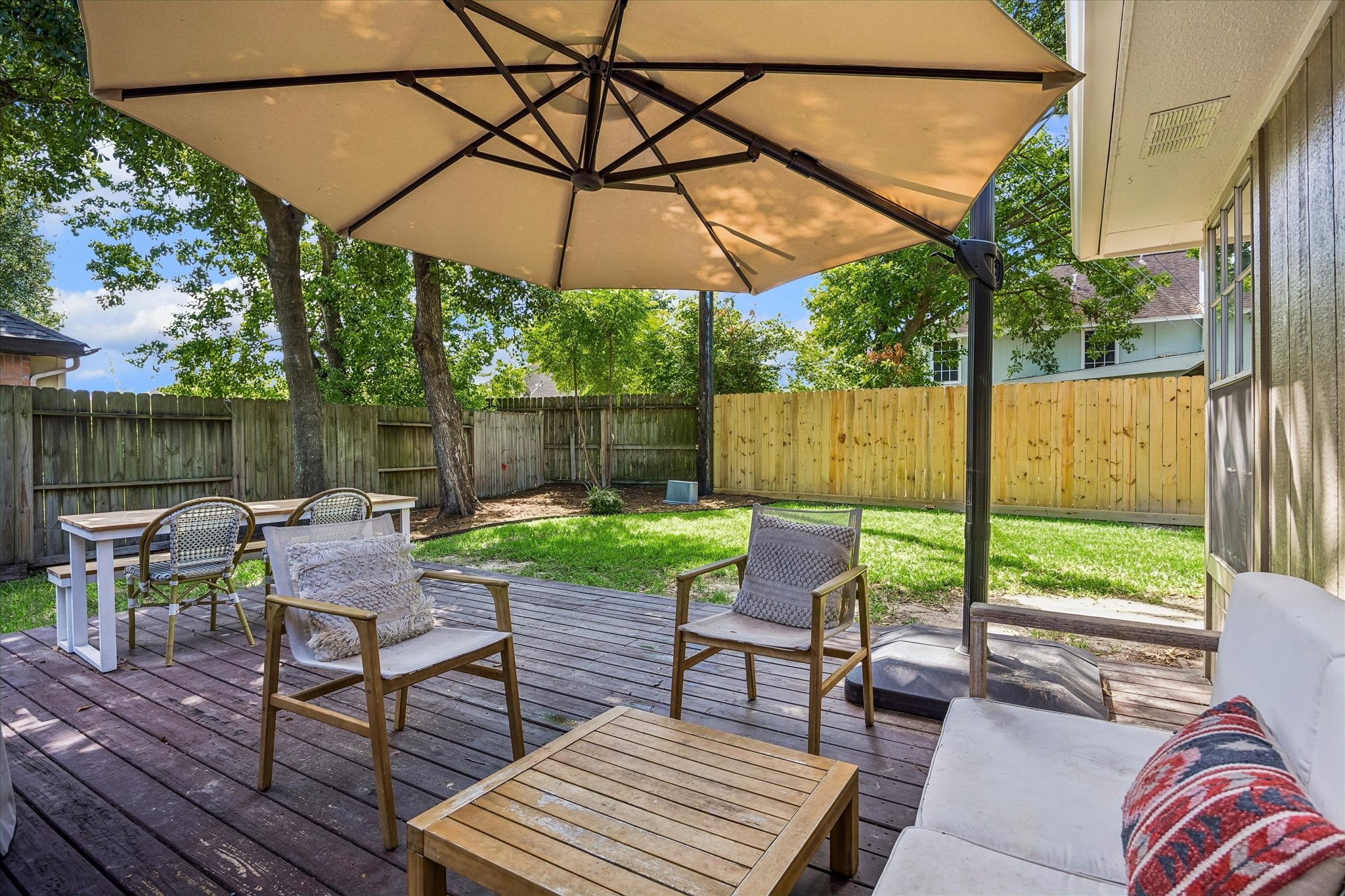 12207 Canterhurst Way Property Photo 33