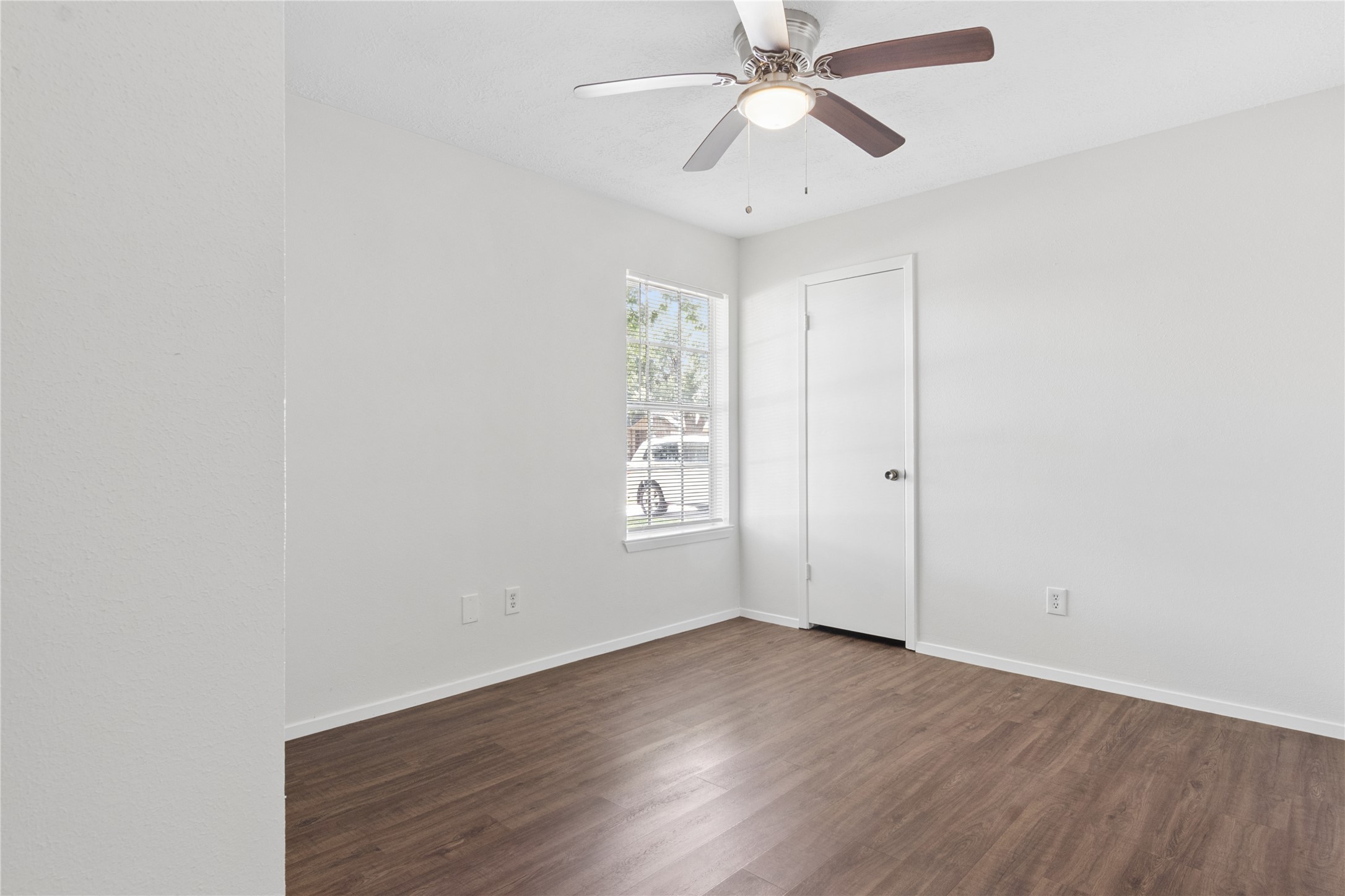 2504 Ewell Drive Property Photo 16