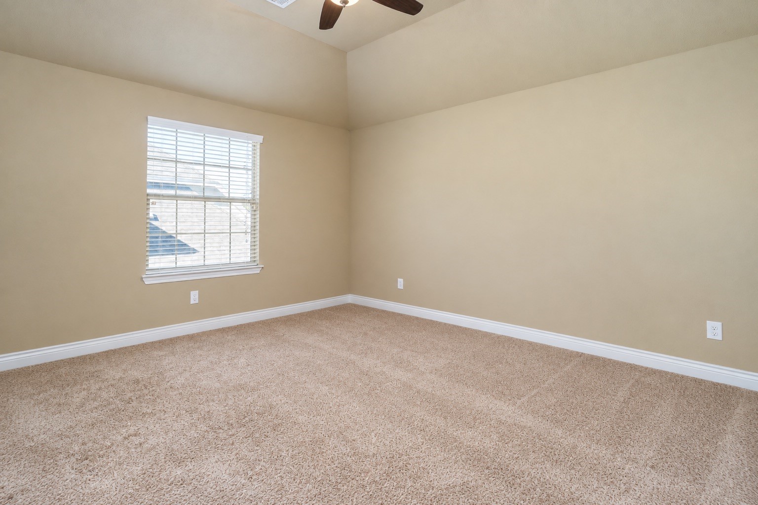 1312 Altavilla Lane Property Photo 33