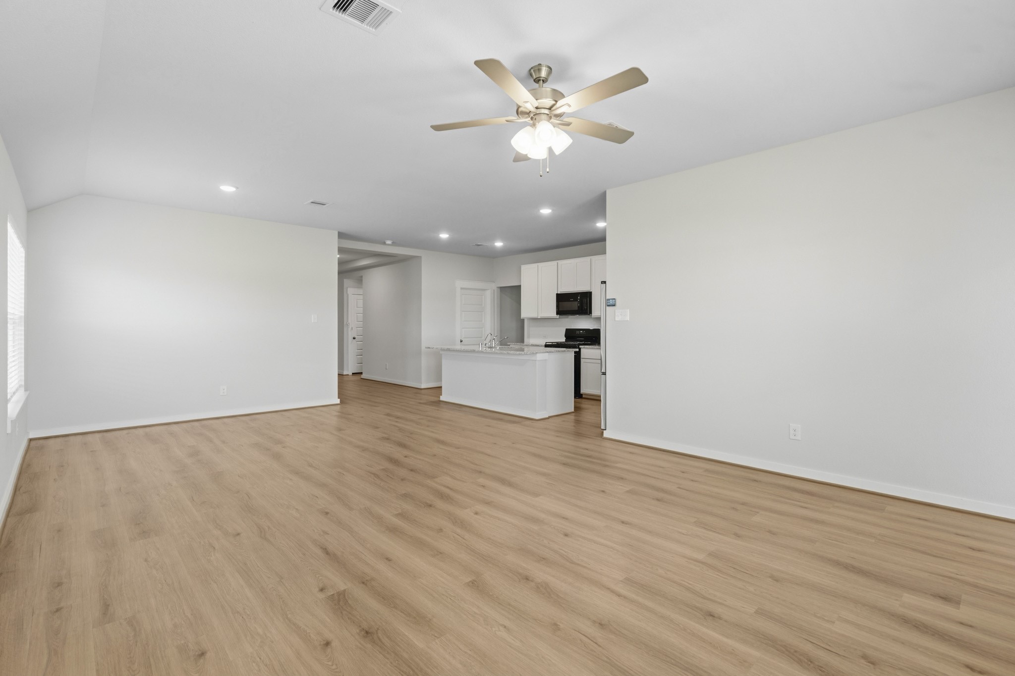4696 Peony Green Drive Property Photo 10