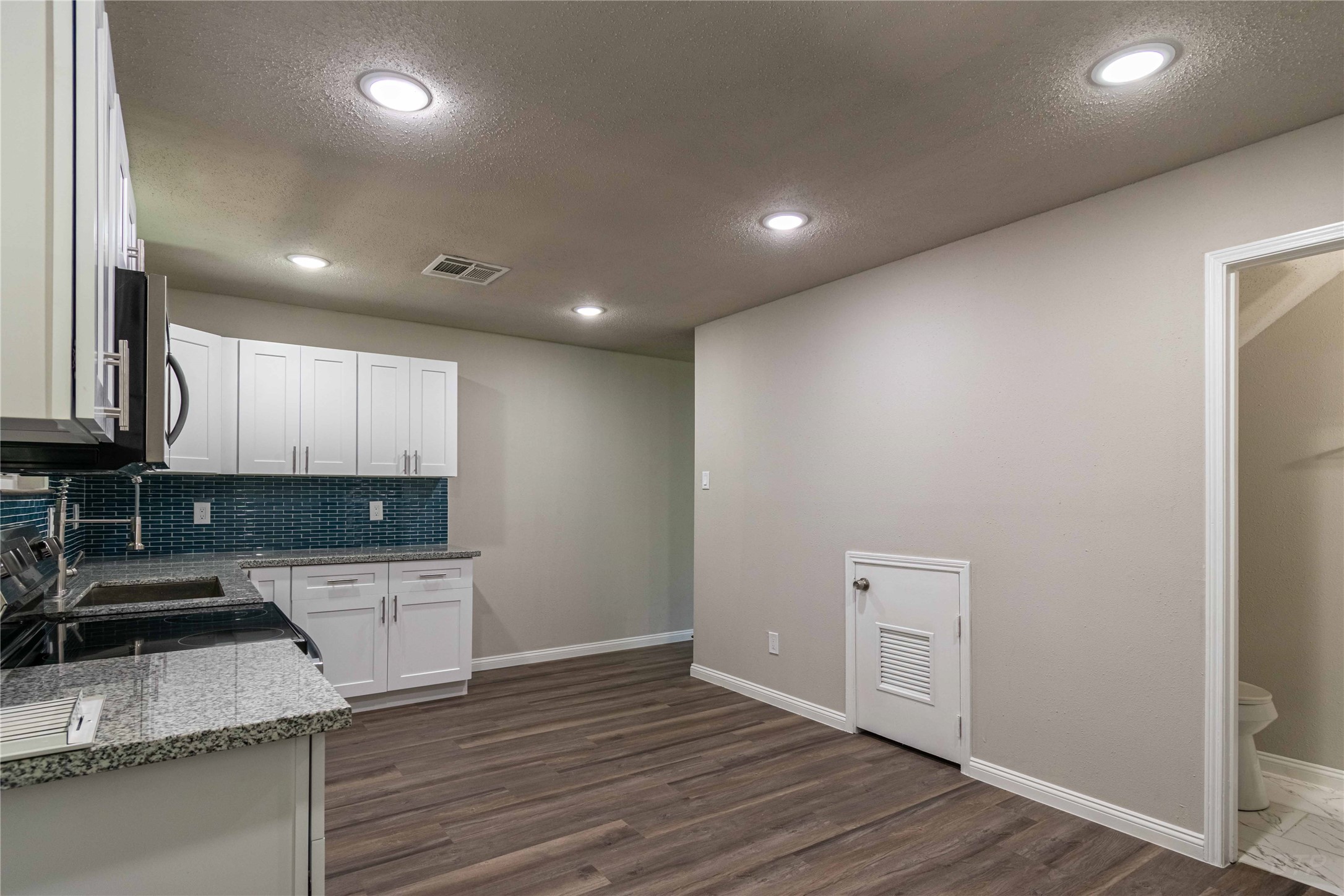 7921 Cook Road Property Photo 4