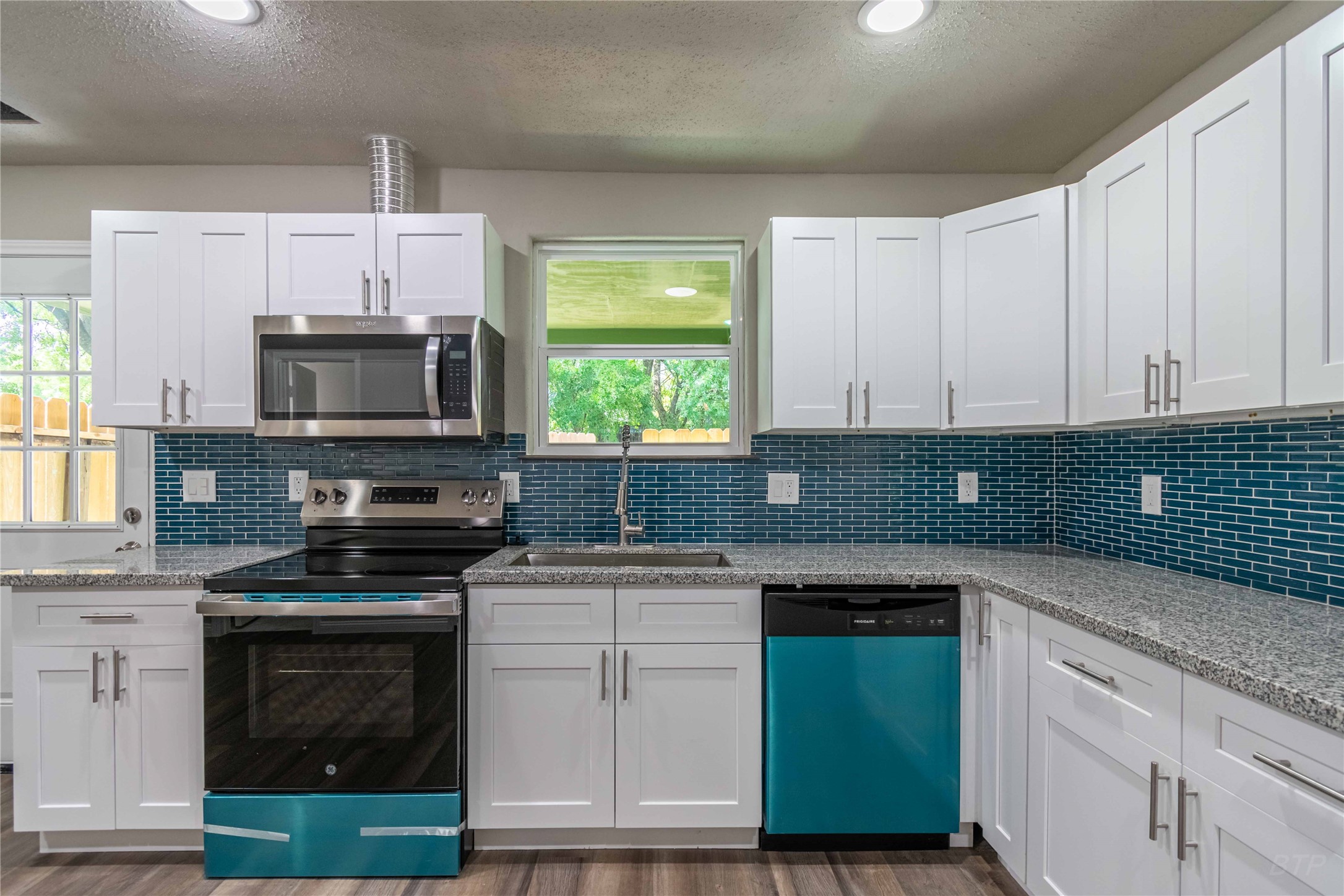 7921 Cook Road Property Photo 6