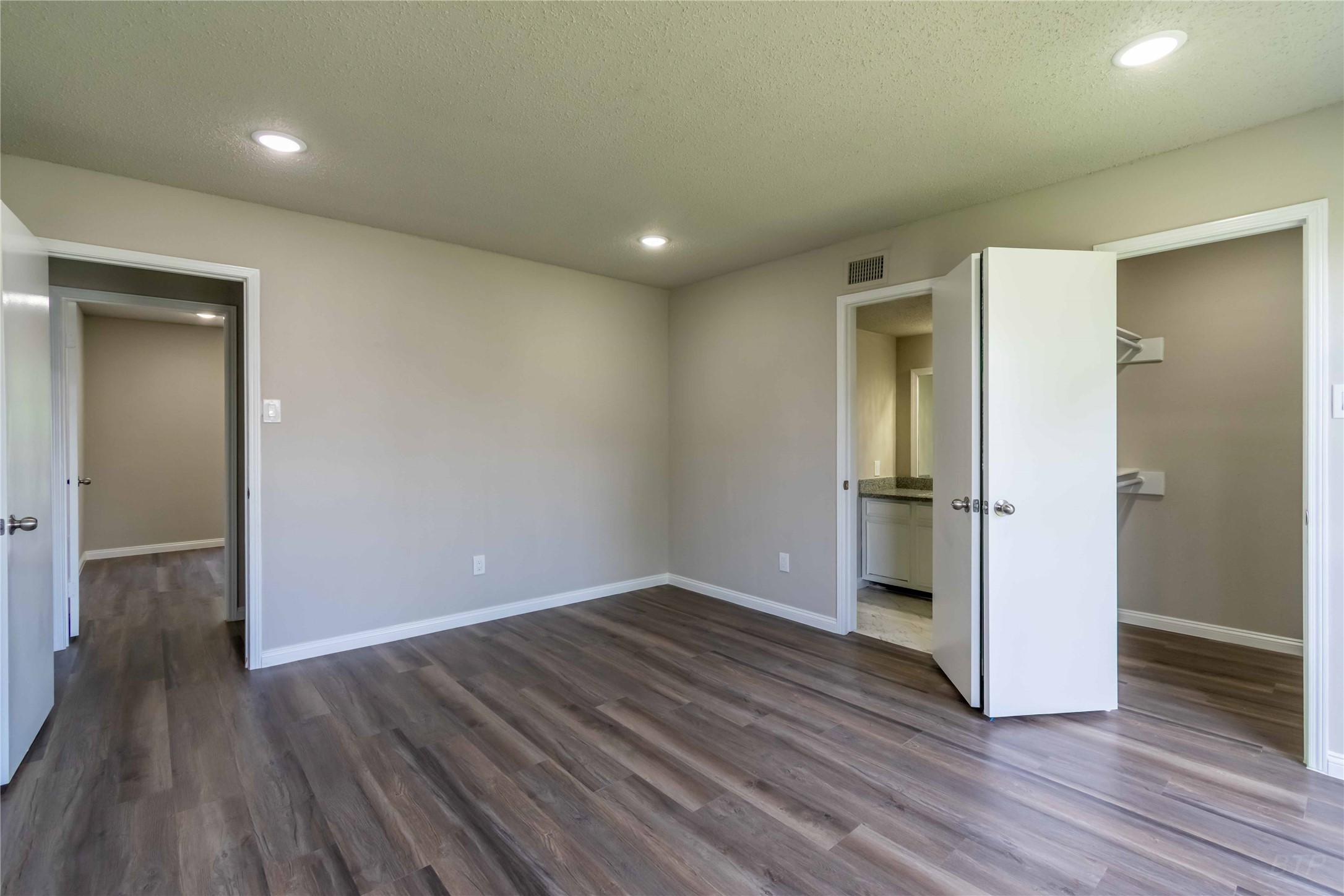 7921 Cook Road Property Photo 12