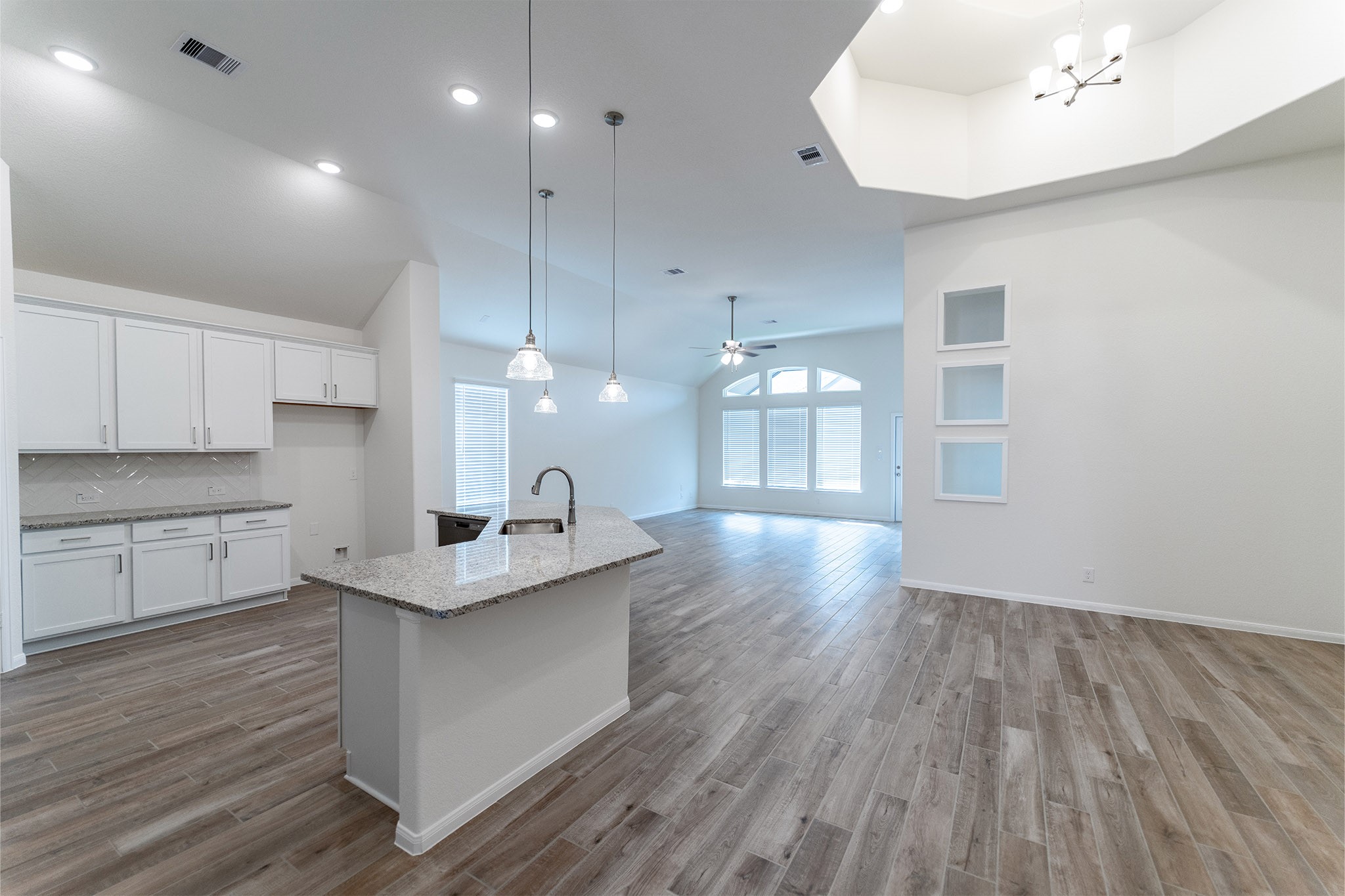 14218 Golden Wheat Lane Property Photo 10