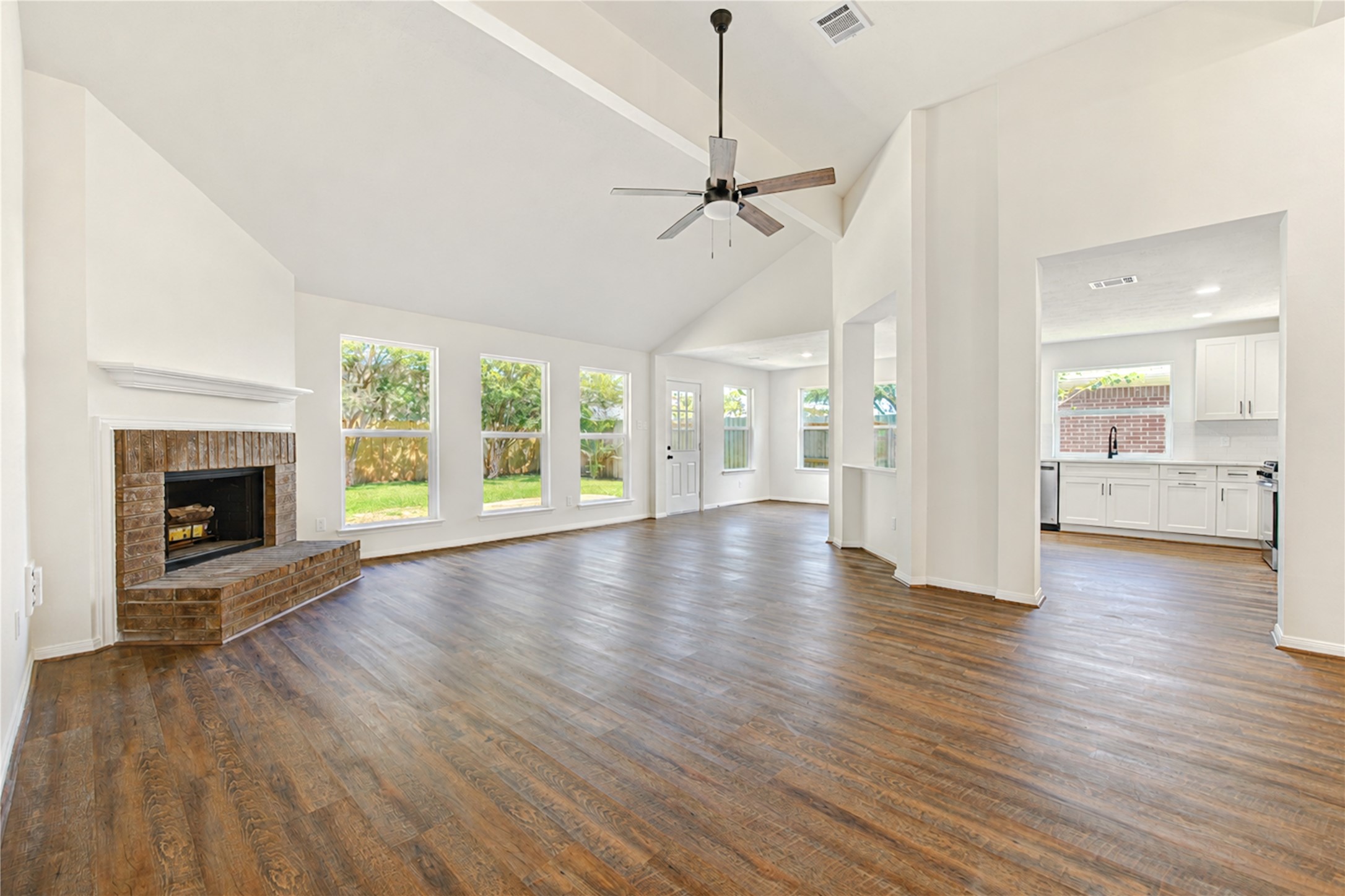 119 Willoughby Court Property Photo 8