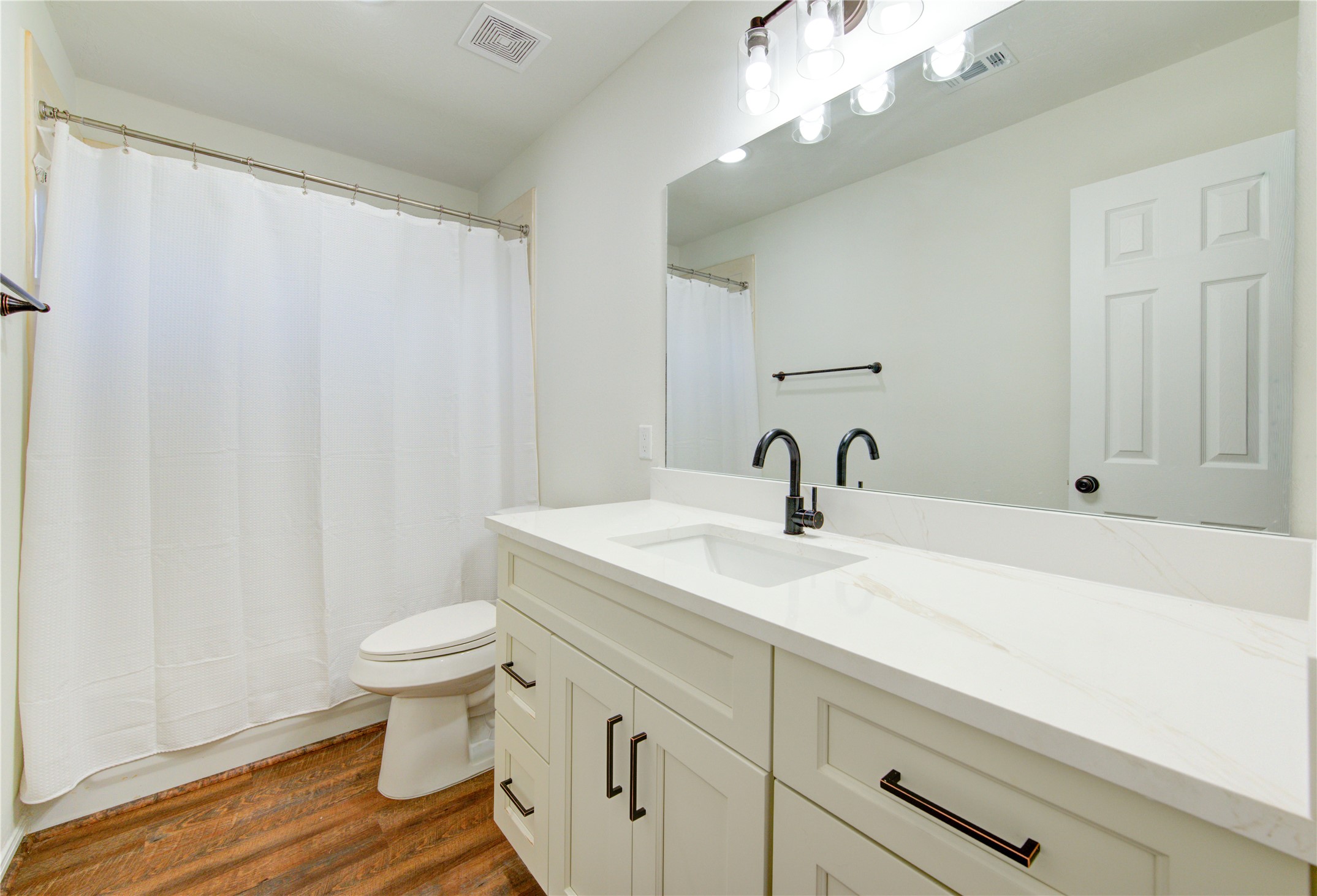 119 Willoughby Court Property Photo 27