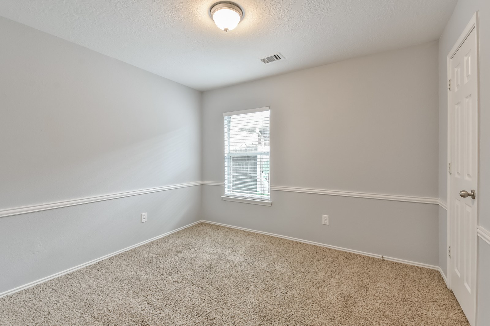 13942 Crow Ridge Court Property Photo 20
