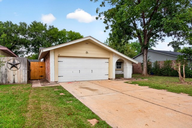 7622 Bubbling Spring Lane Property Photo 2