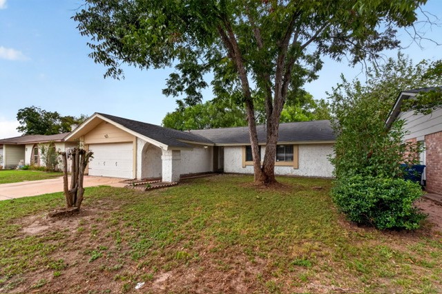 7622 Bubbling Spring Lane Property Photo 4