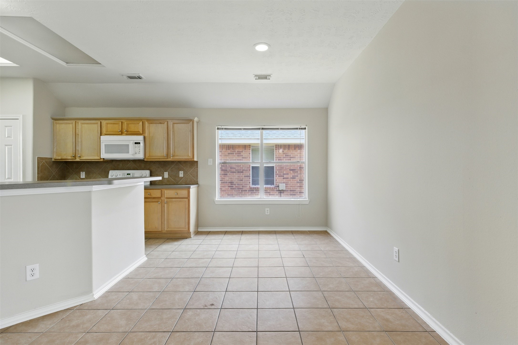 4827 Claymill Court Property Photo 12