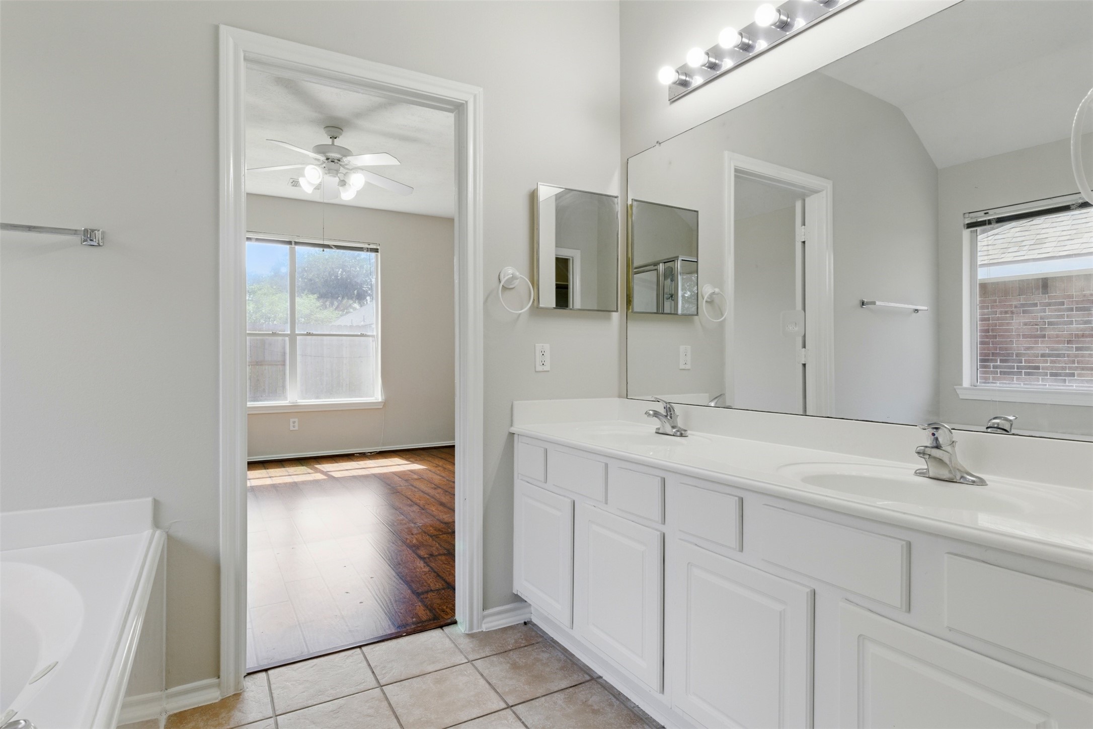 4827 Claymill Court Property Photo 22