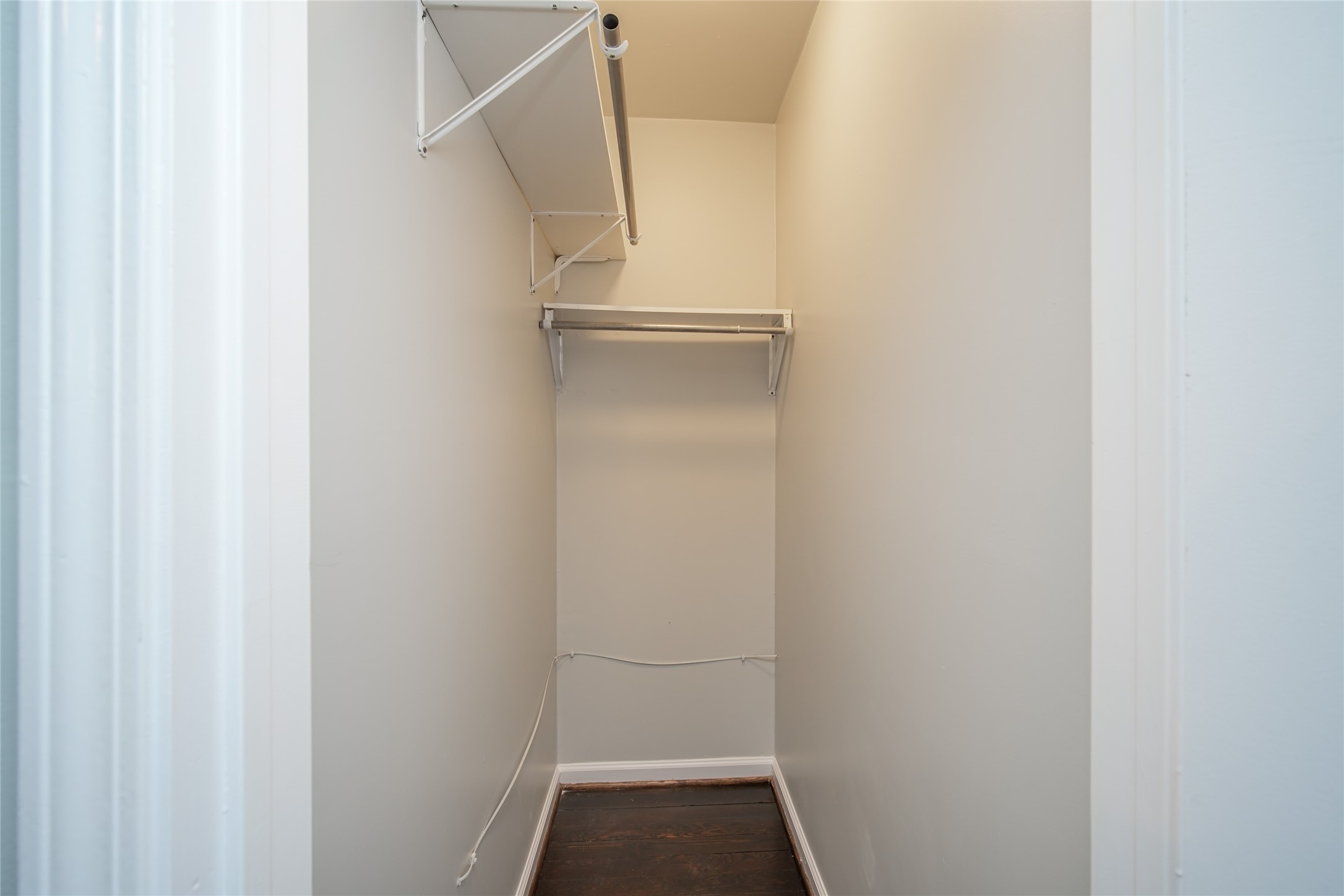 906 W 9th Street Property Photo 25