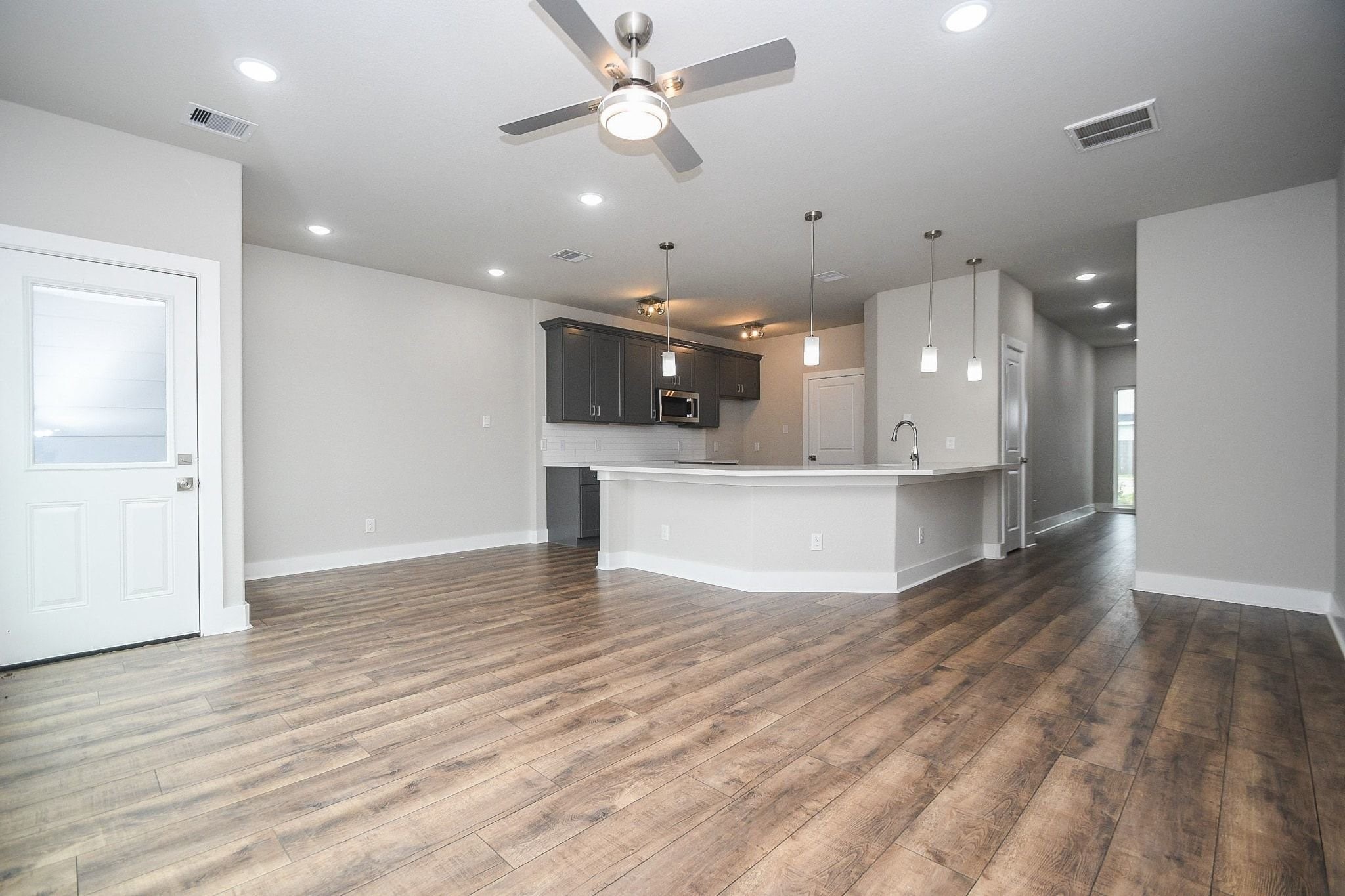 4401 Alvin B Property Photo 5