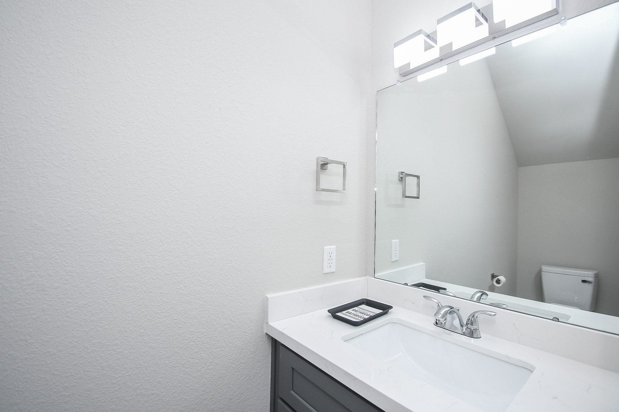 4401 Alvin B Property Photo 8