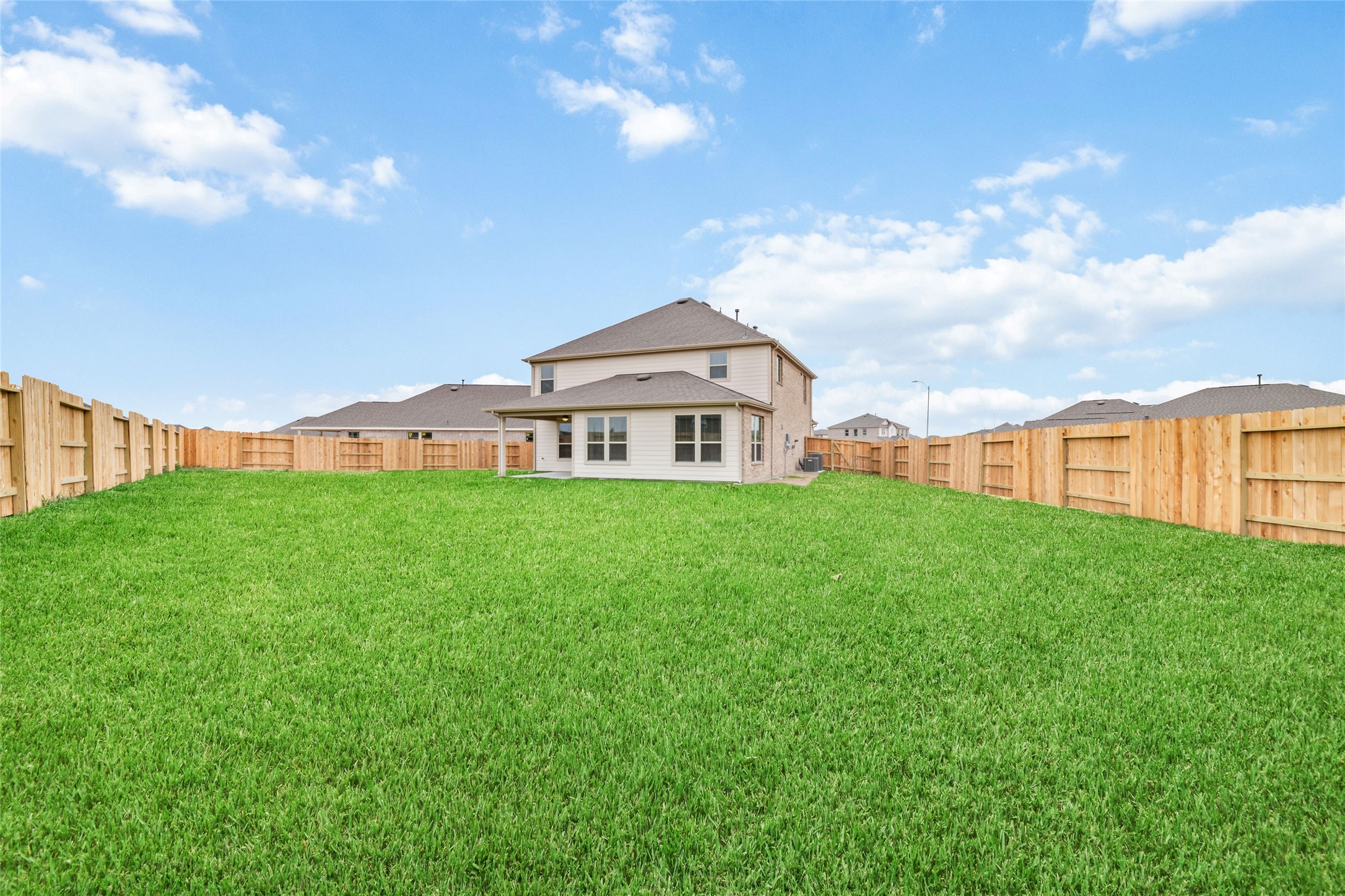 7731 Coral Key Drive Property Photo 3