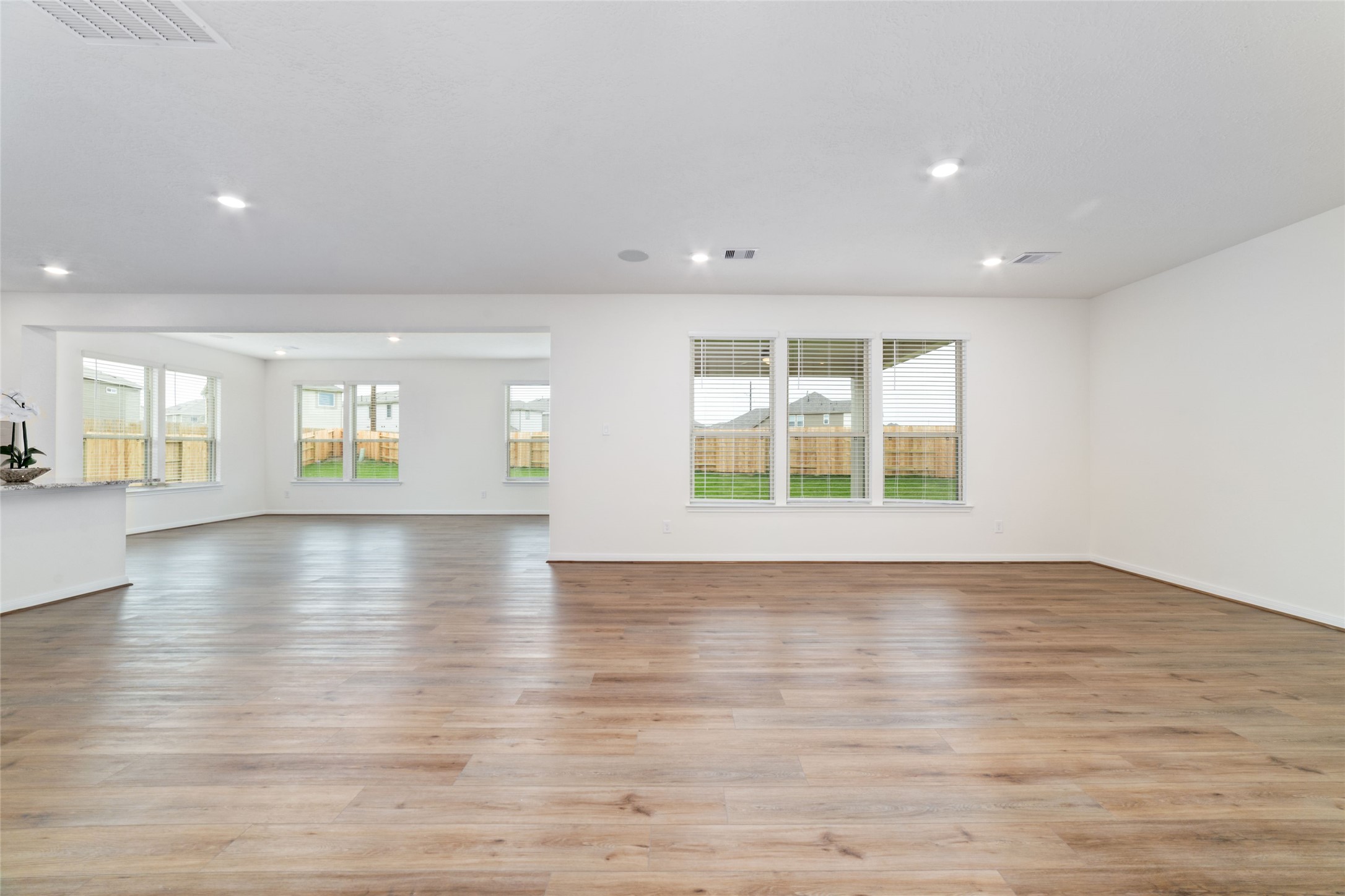 7731 Coral Key Drive Property Photo 8