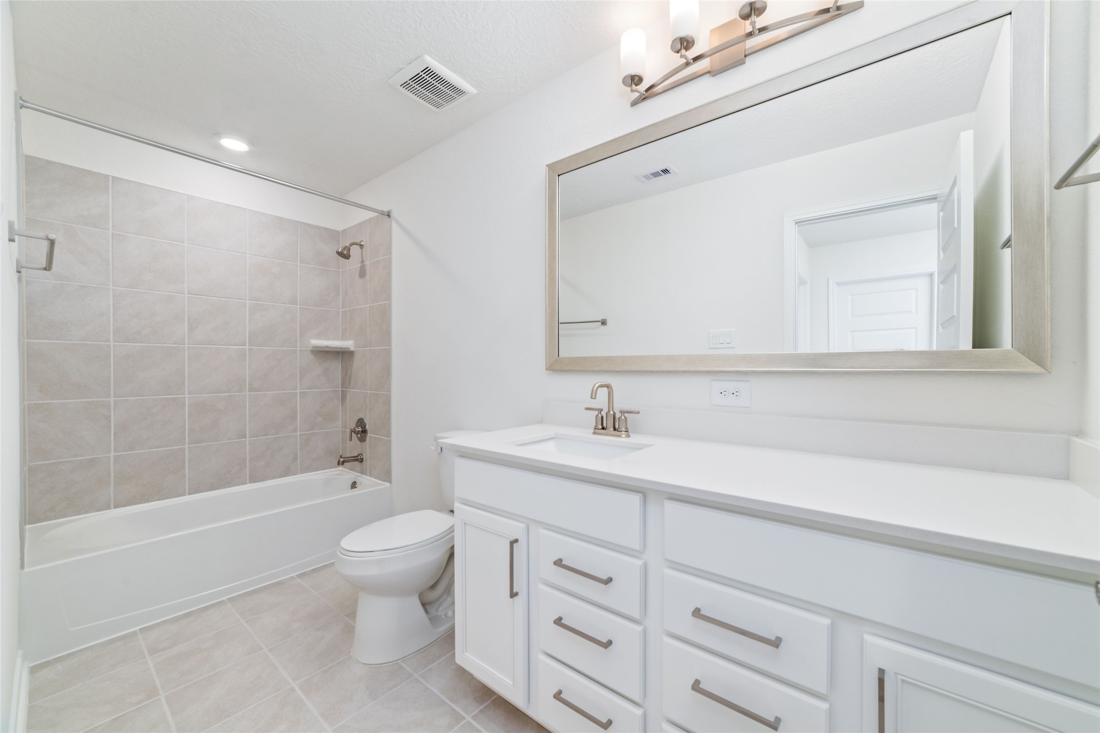 7731 Coral Key Drive Property Photo 25