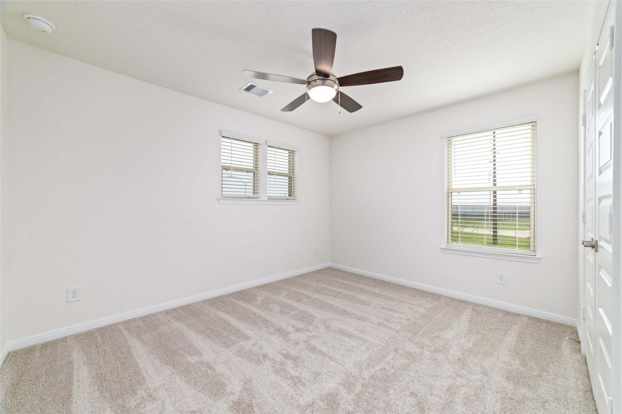 7731 Coral Key Drive Property Photo 27
