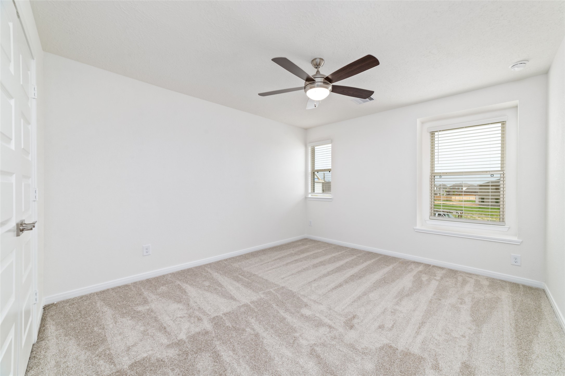 7731 Coral Key Drive Property Photo 28