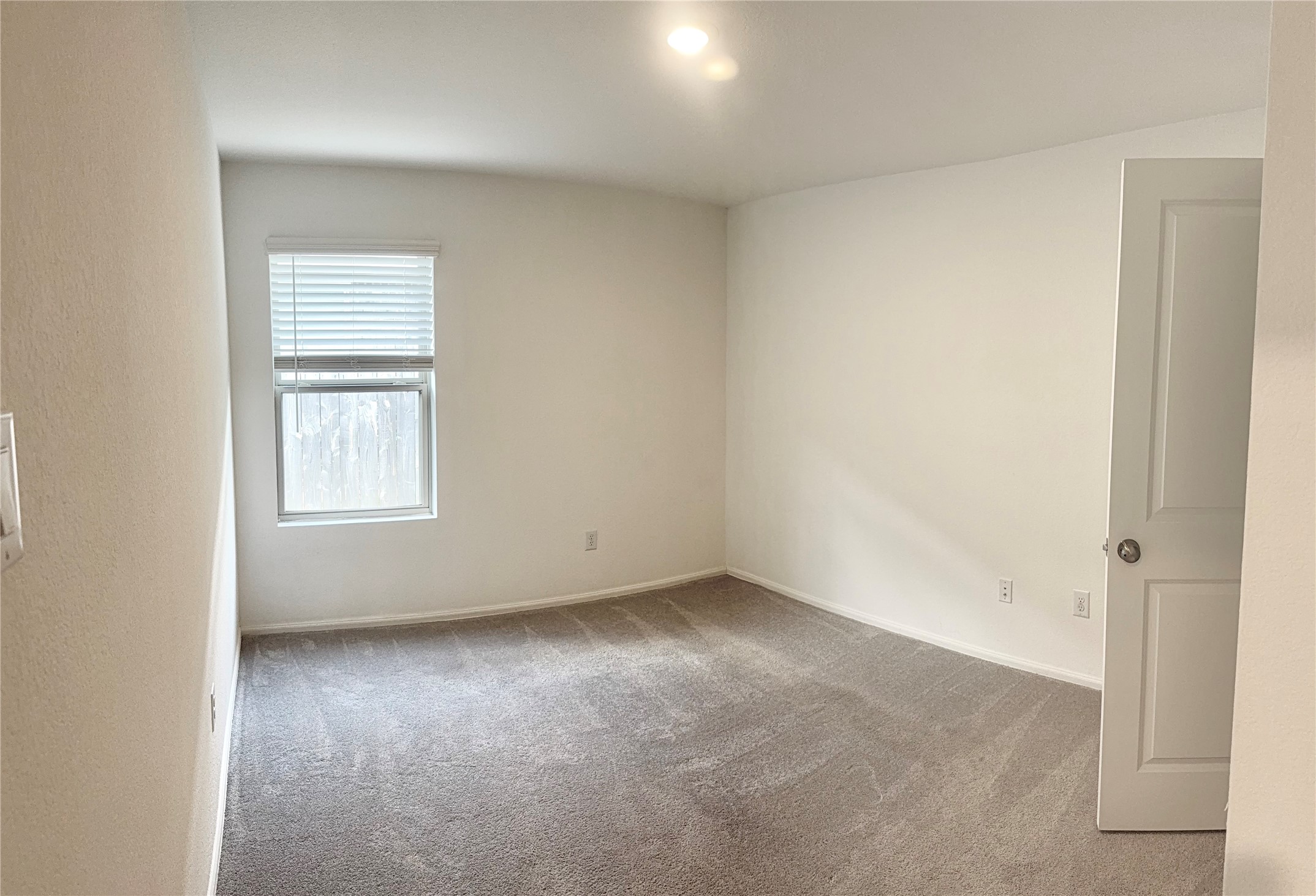 26715 Cenzontle Drive Property Photo 15