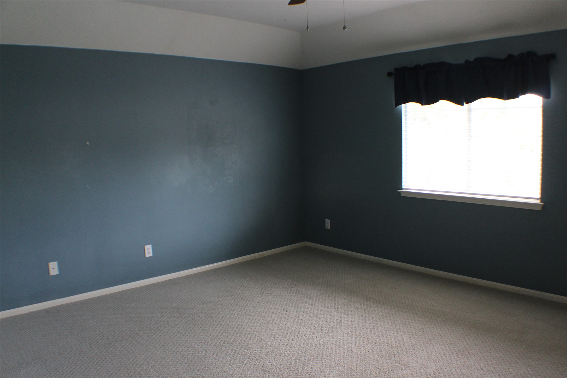 1718 Heddon Falls Drive Property Photo 29