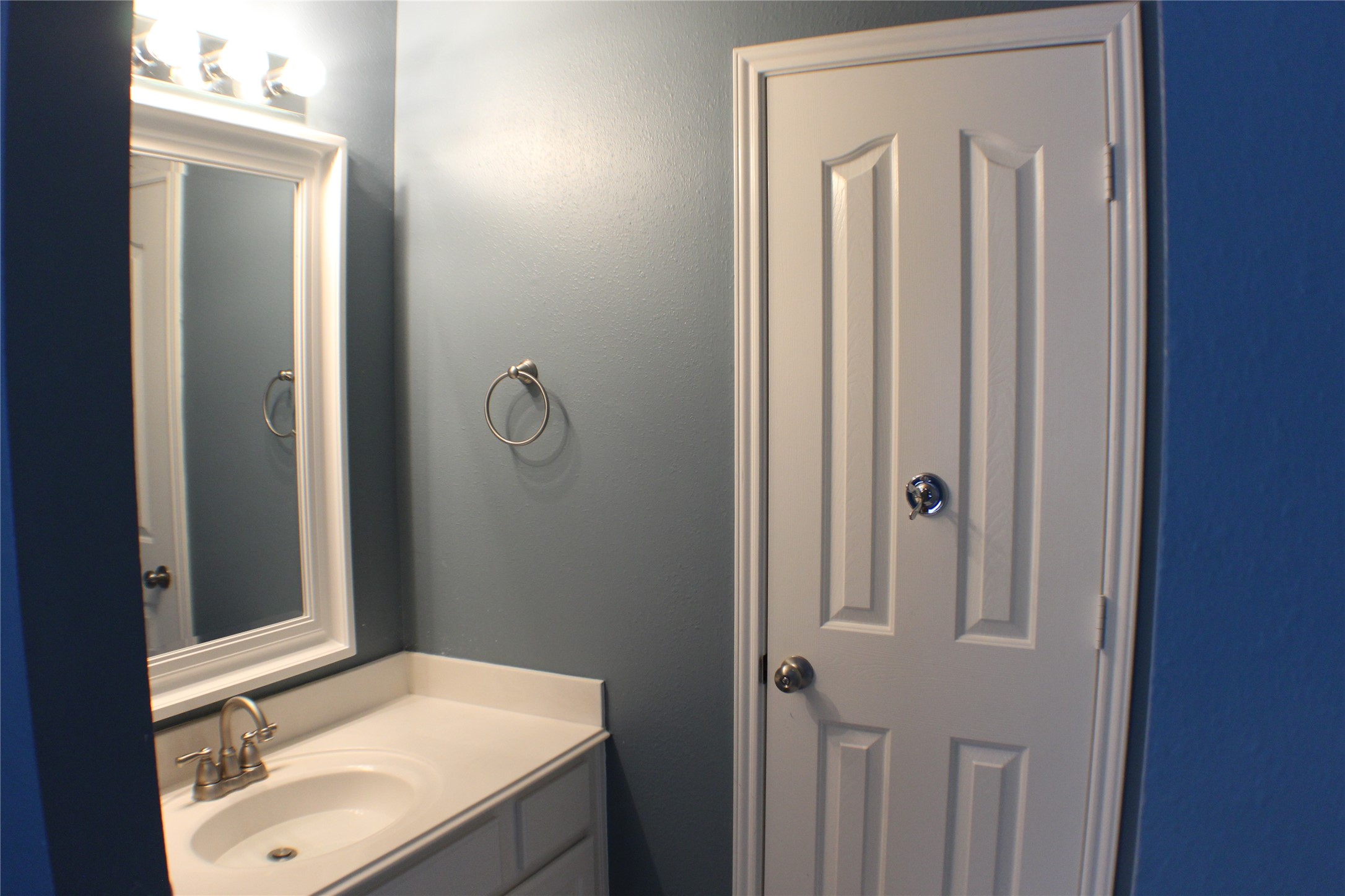 1718 Heddon Falls Drive Property Photo 30