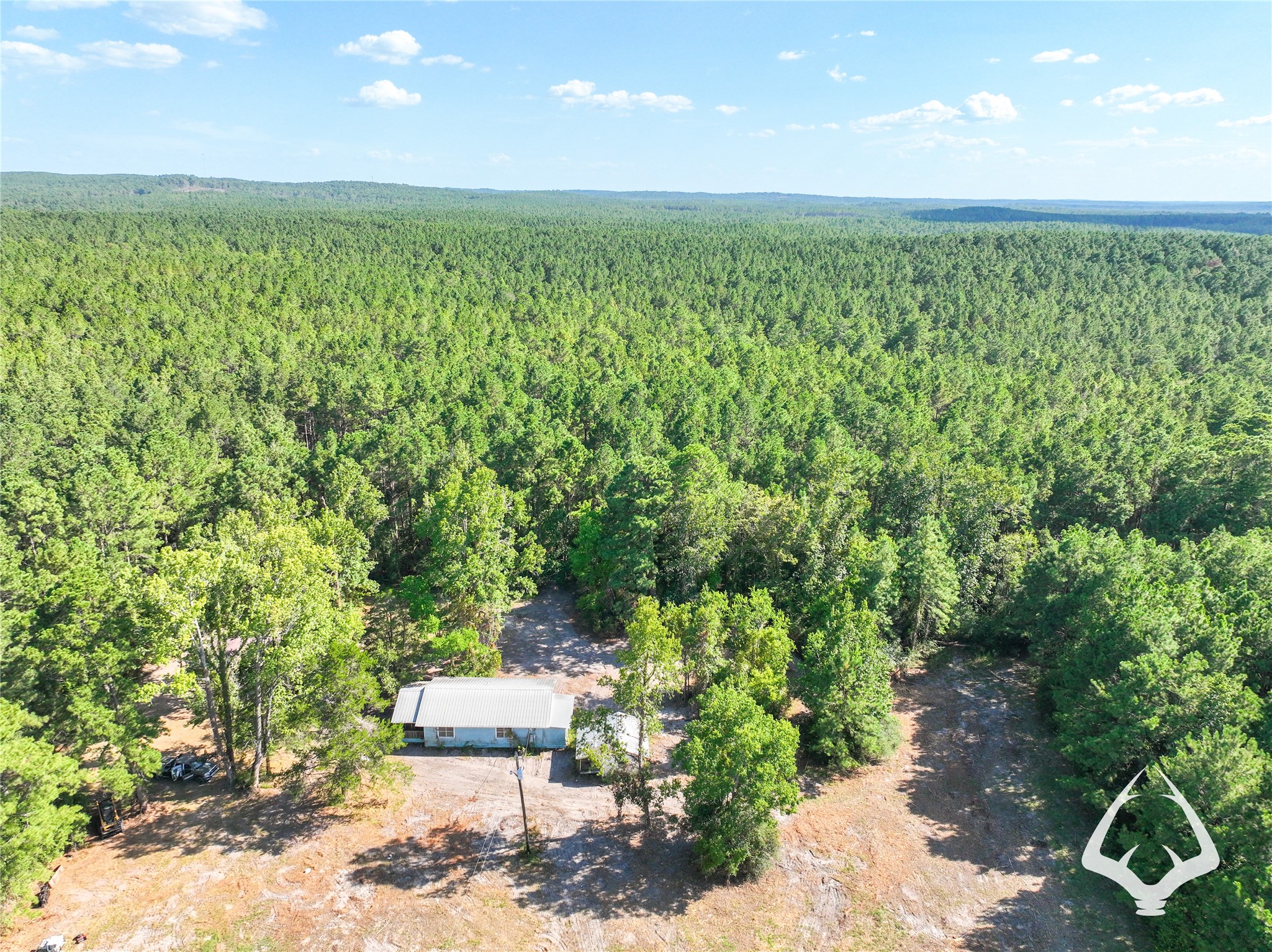 1698 County Road 2975 Property Photo 3