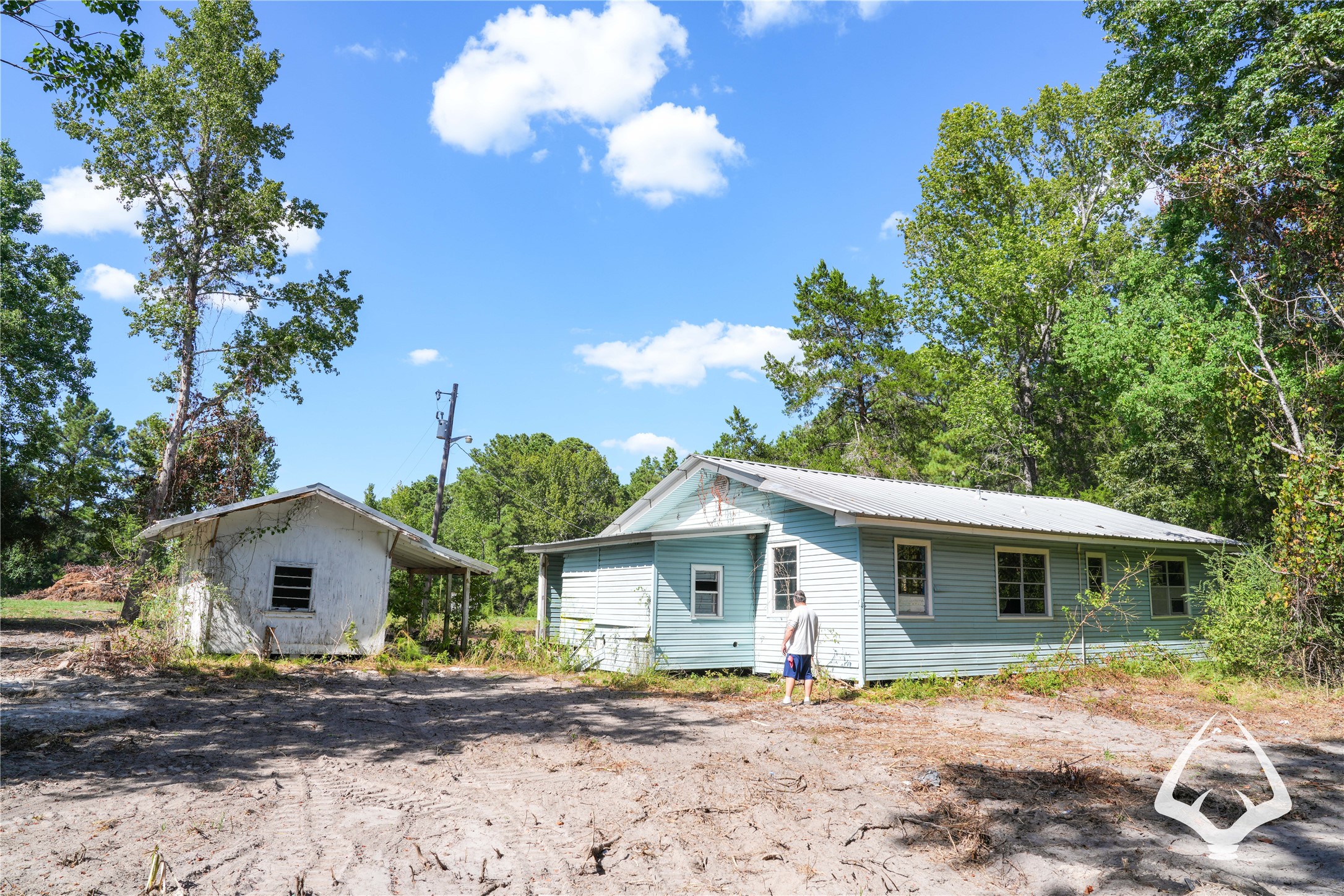 1698 County Road 2975 Property Photo 27