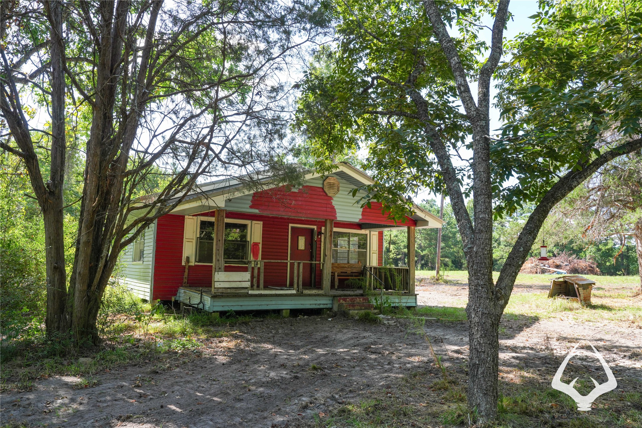 1698 County Road 2975 Property Photo 38
