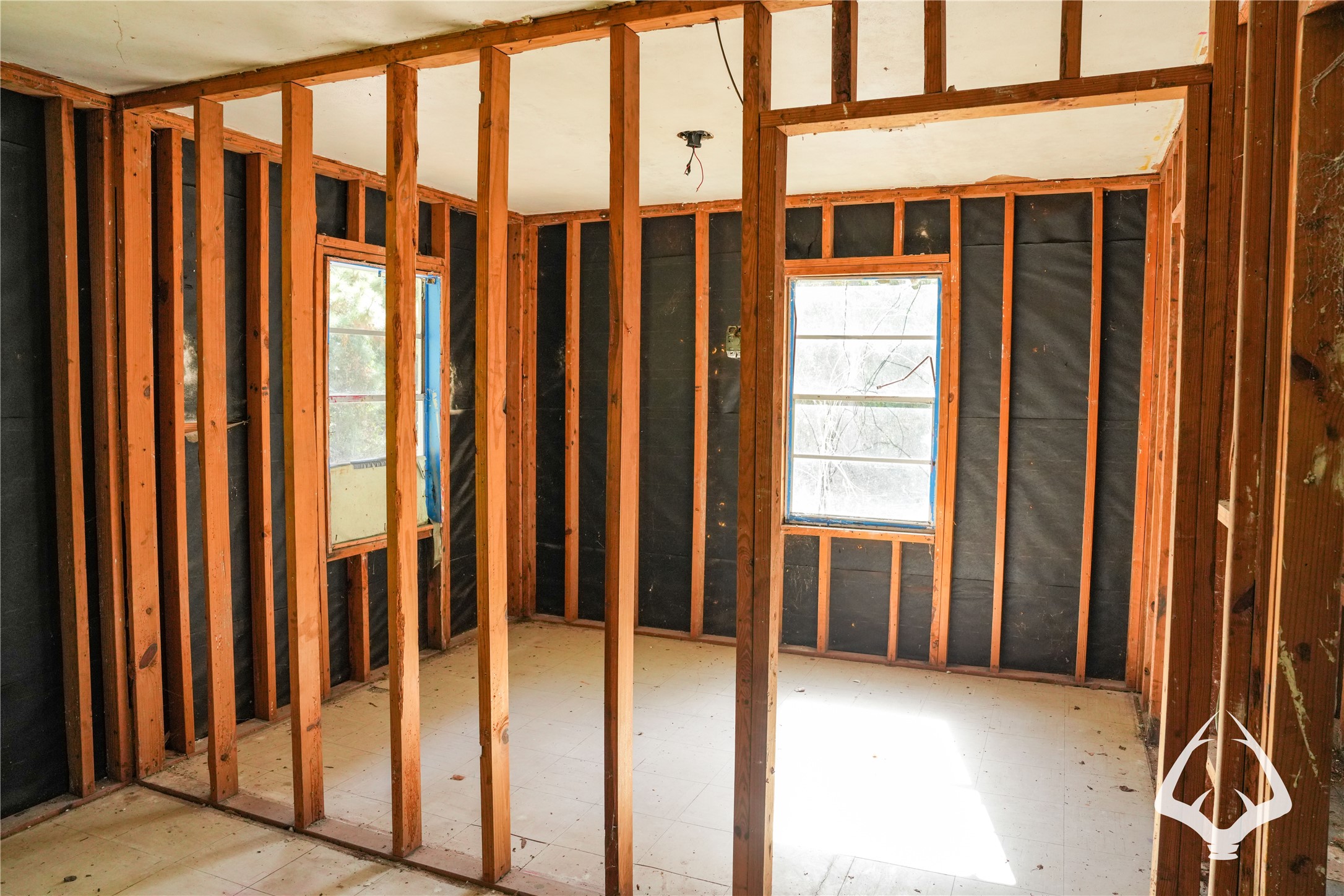 1698 County Road 2975 Property Photo 41