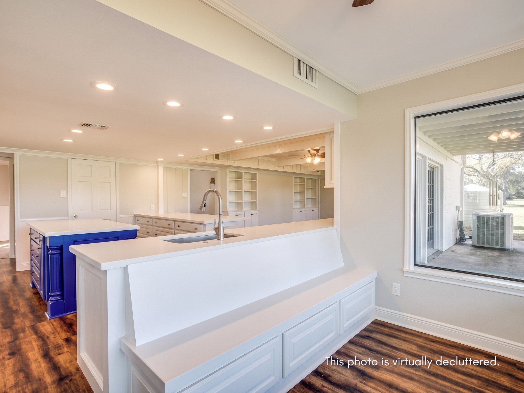 601 E Collard Street Property Photo 21