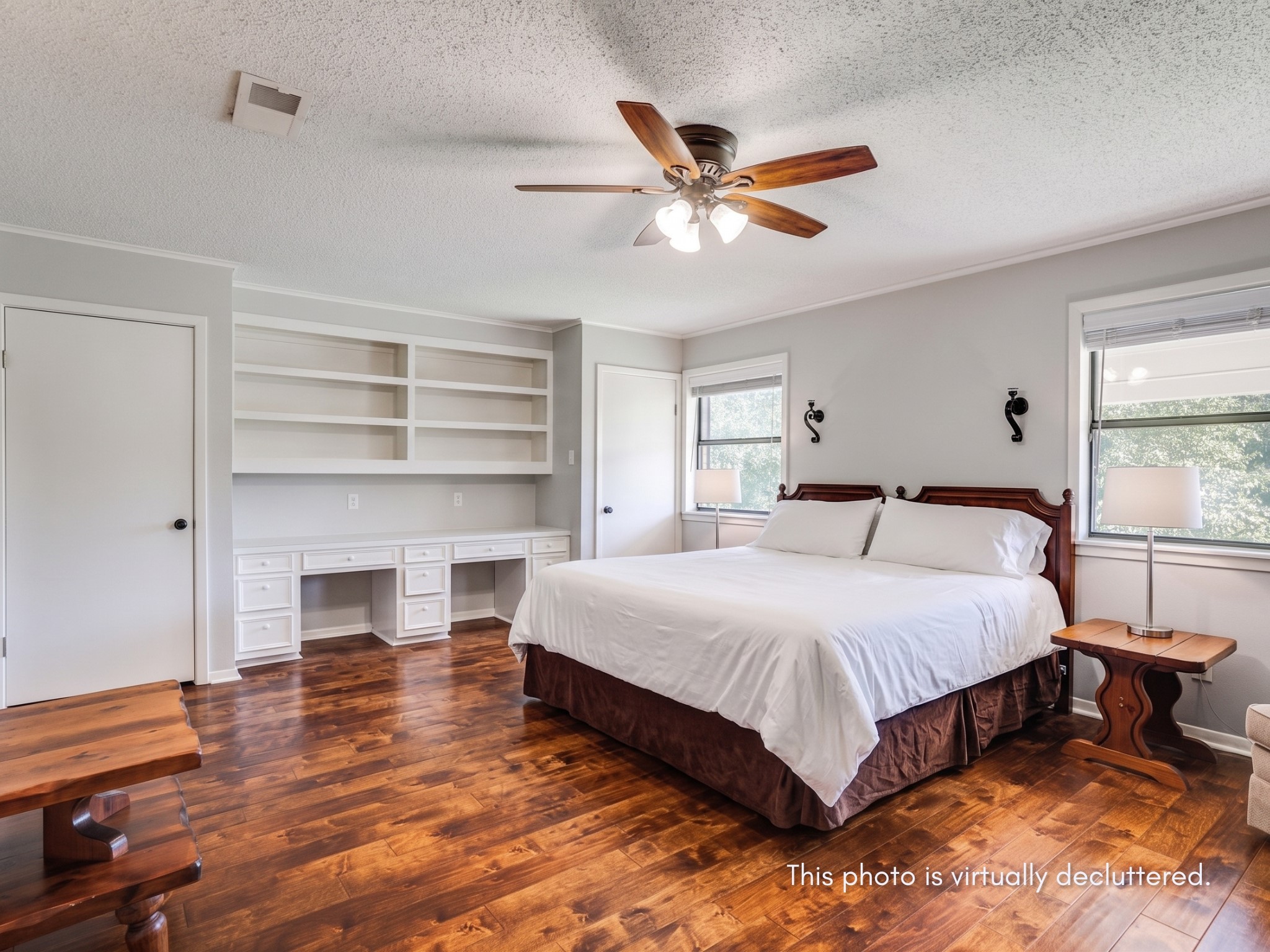 601 E Collard Street Property Photo 25