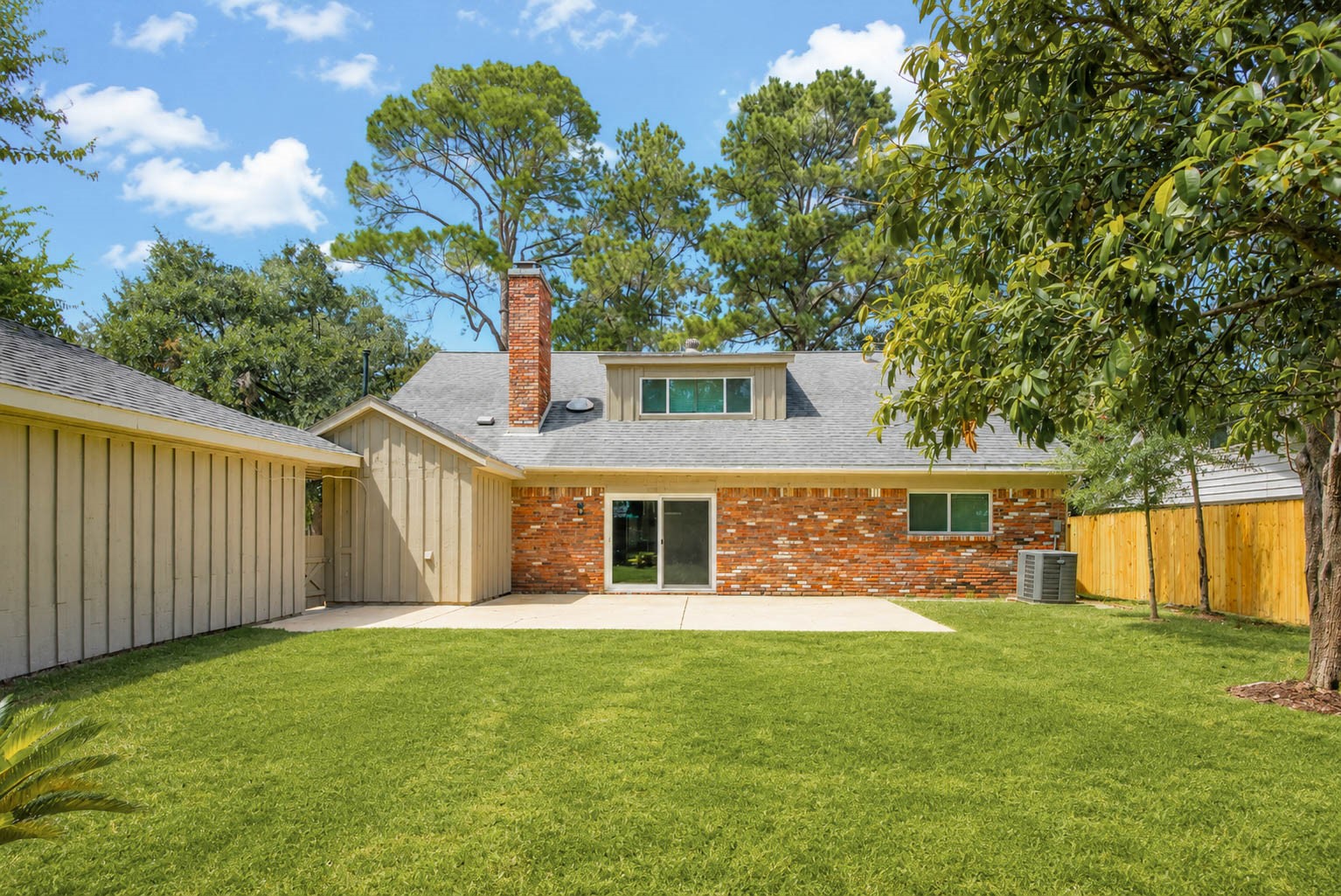 10615 Piping Rock Lane Property Photo 25