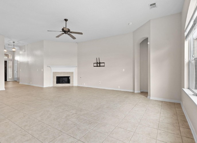 8817 Sunforest Lane Property Photo 3