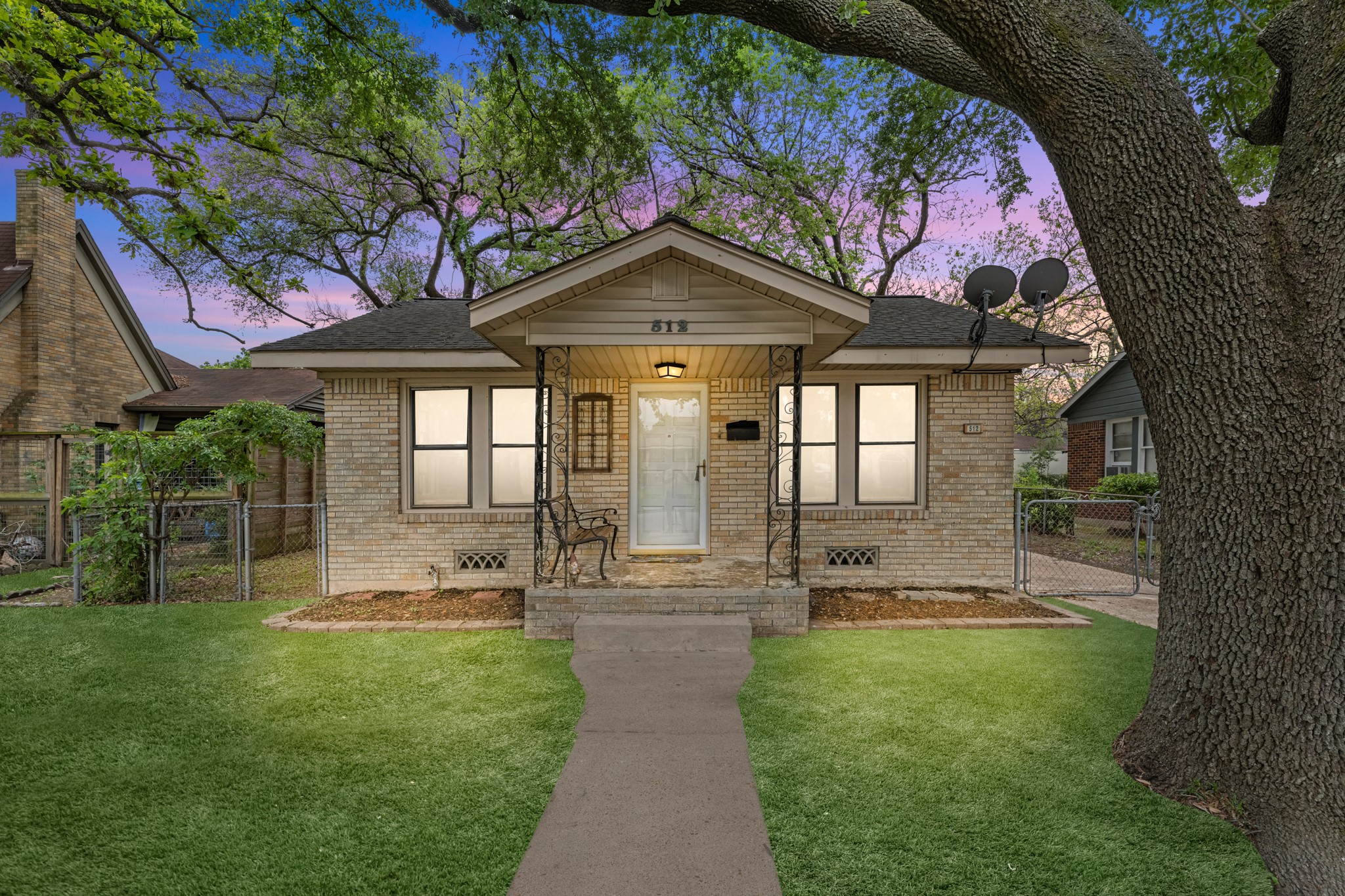 512 Gale Street Property Photo 1