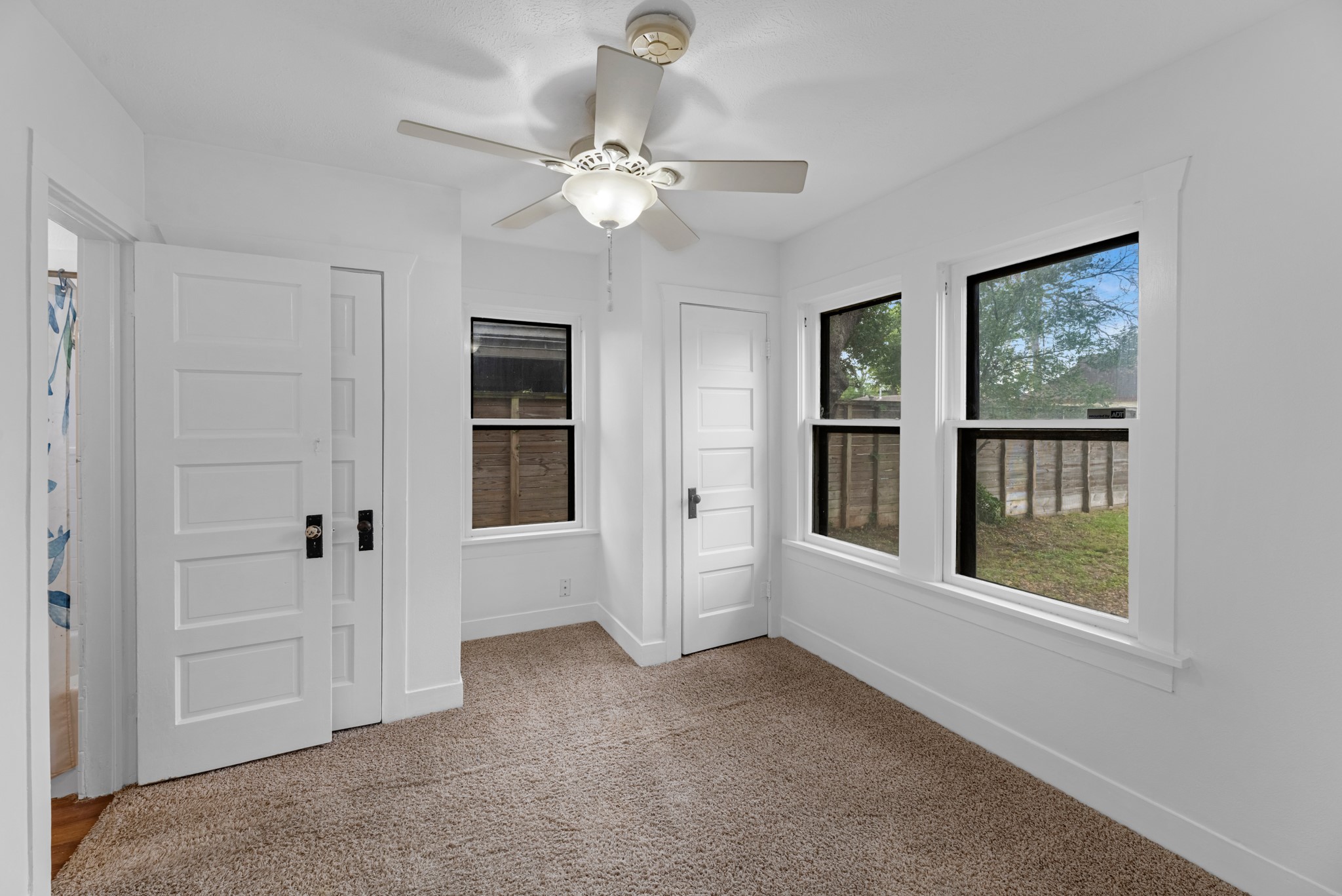 512 Gale Street Property Photo 20