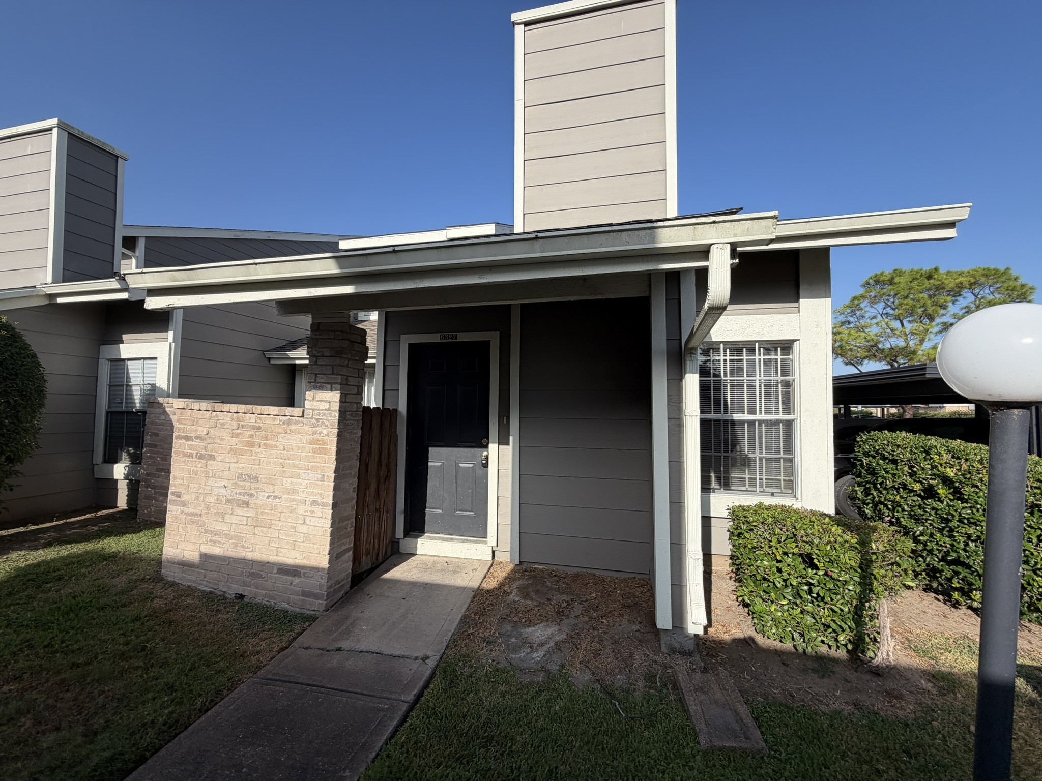 6327 Cattails Lane Property Photo 1