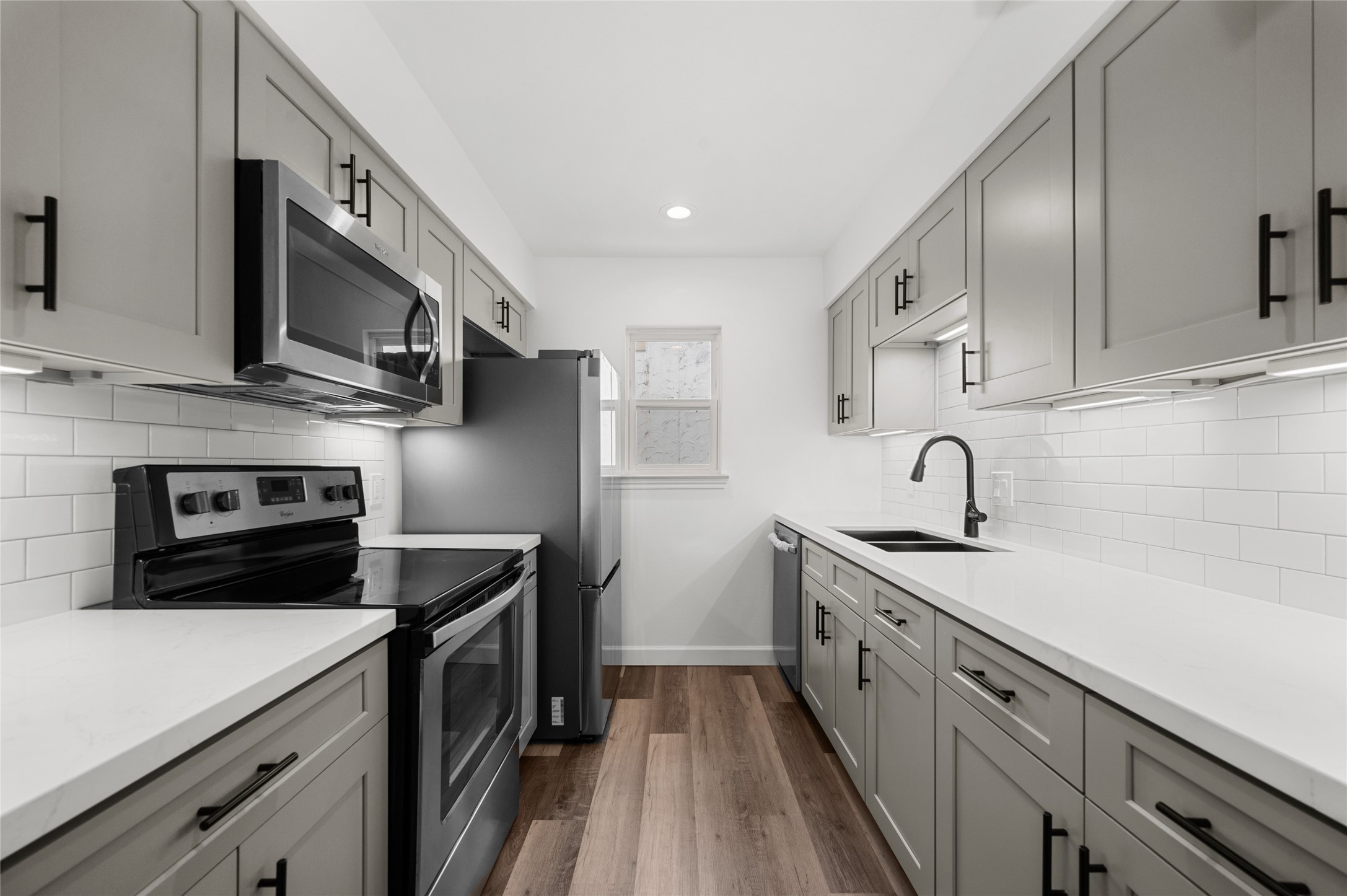 2744 Briarhurst Drive 33 Property Photo 1