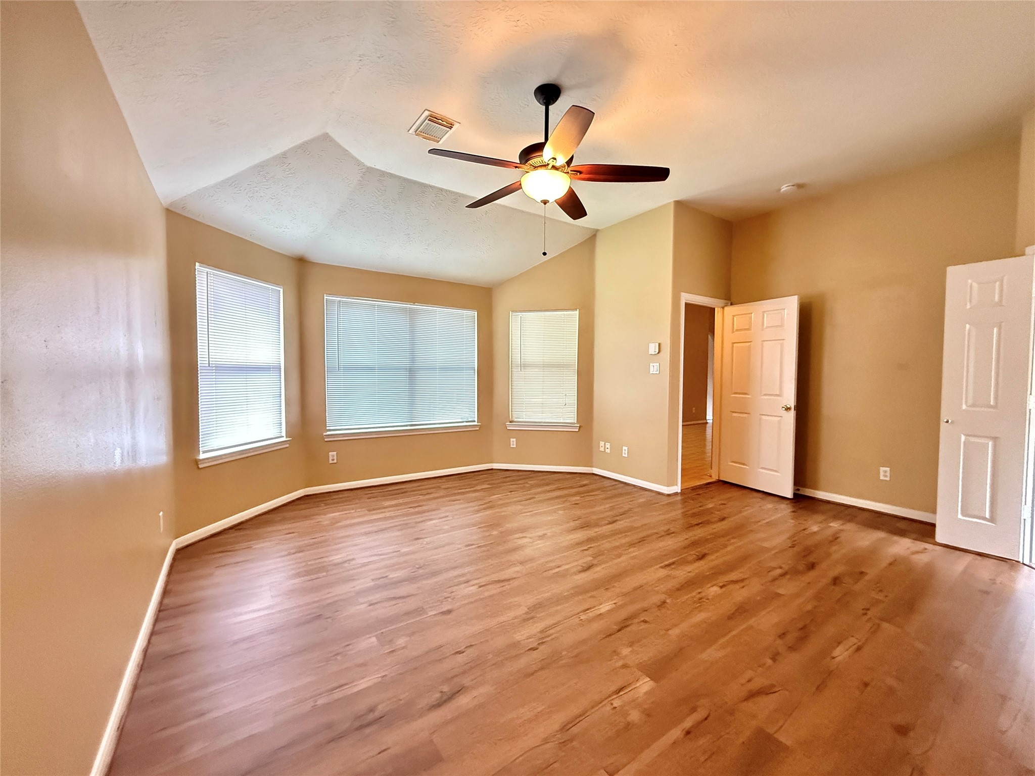 11115 Creekline Green Court Property Photo 23