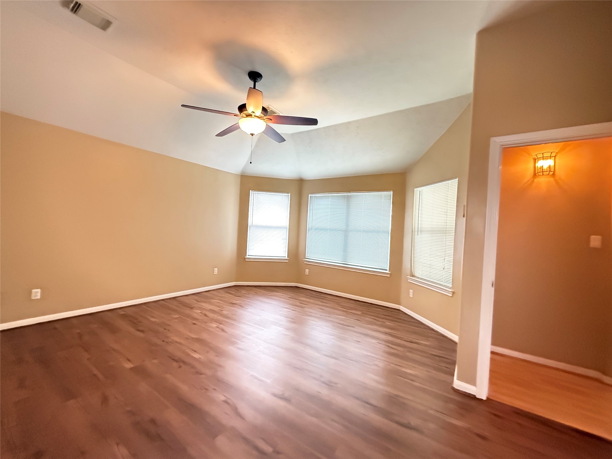 11115 Creekline Green Court Property Photo 24