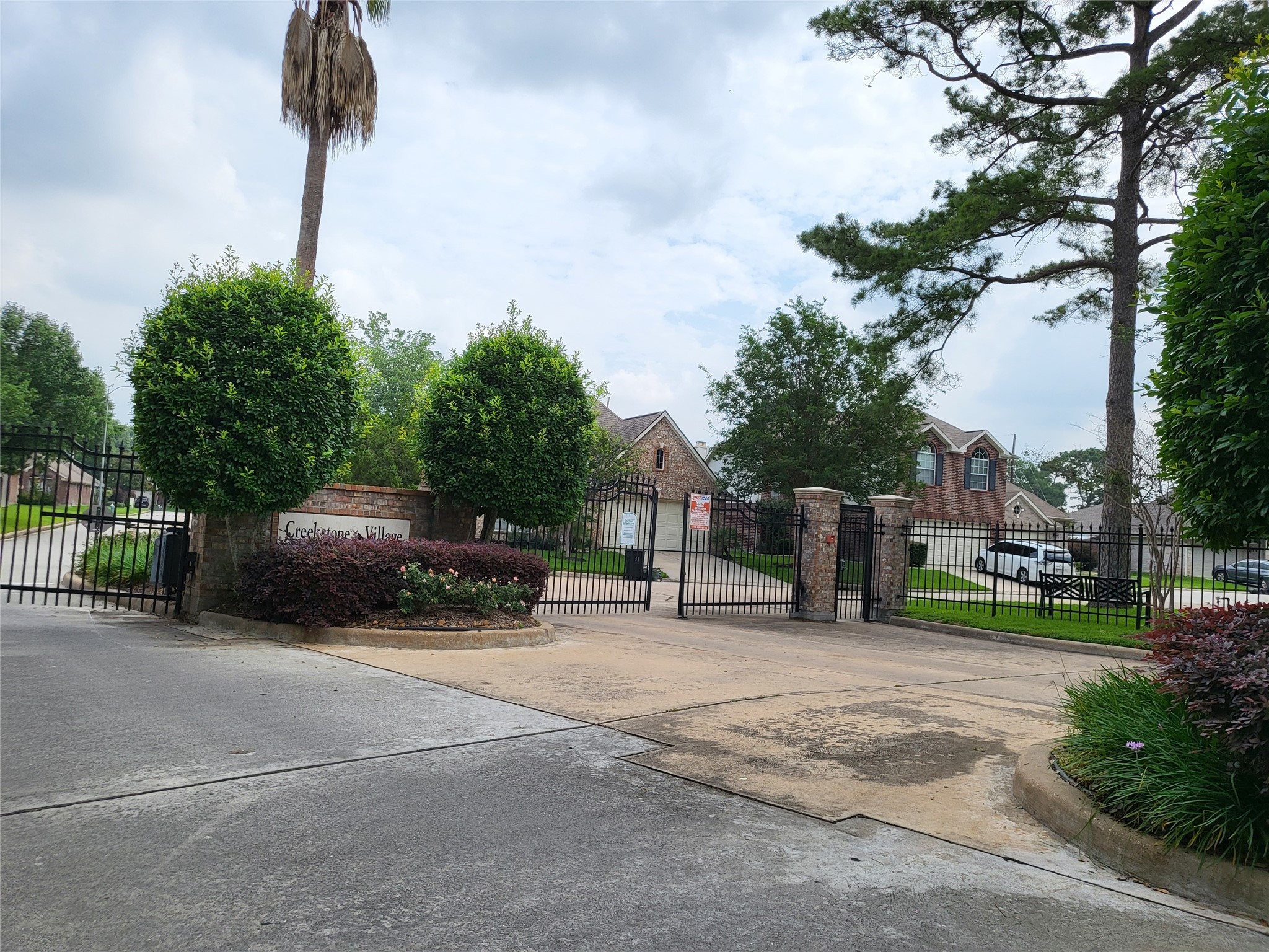 11115 Creekline Green Court Property Photo 37