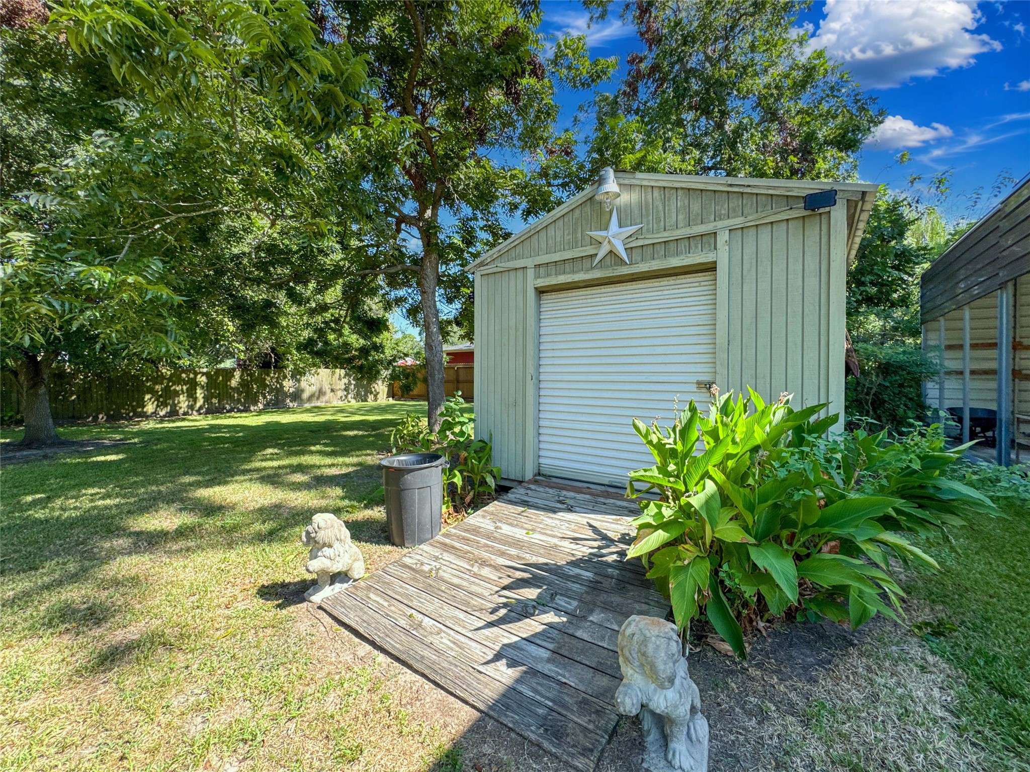 4435 11th Street Property Photo 7