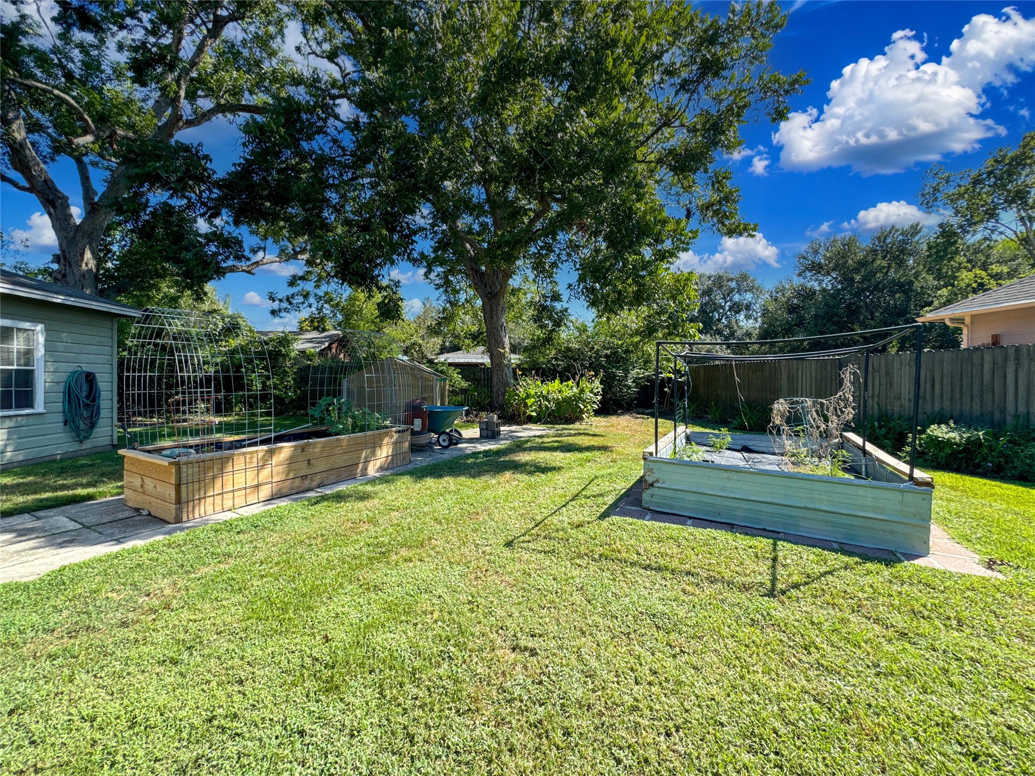 4435 11th Street Property Photo 19