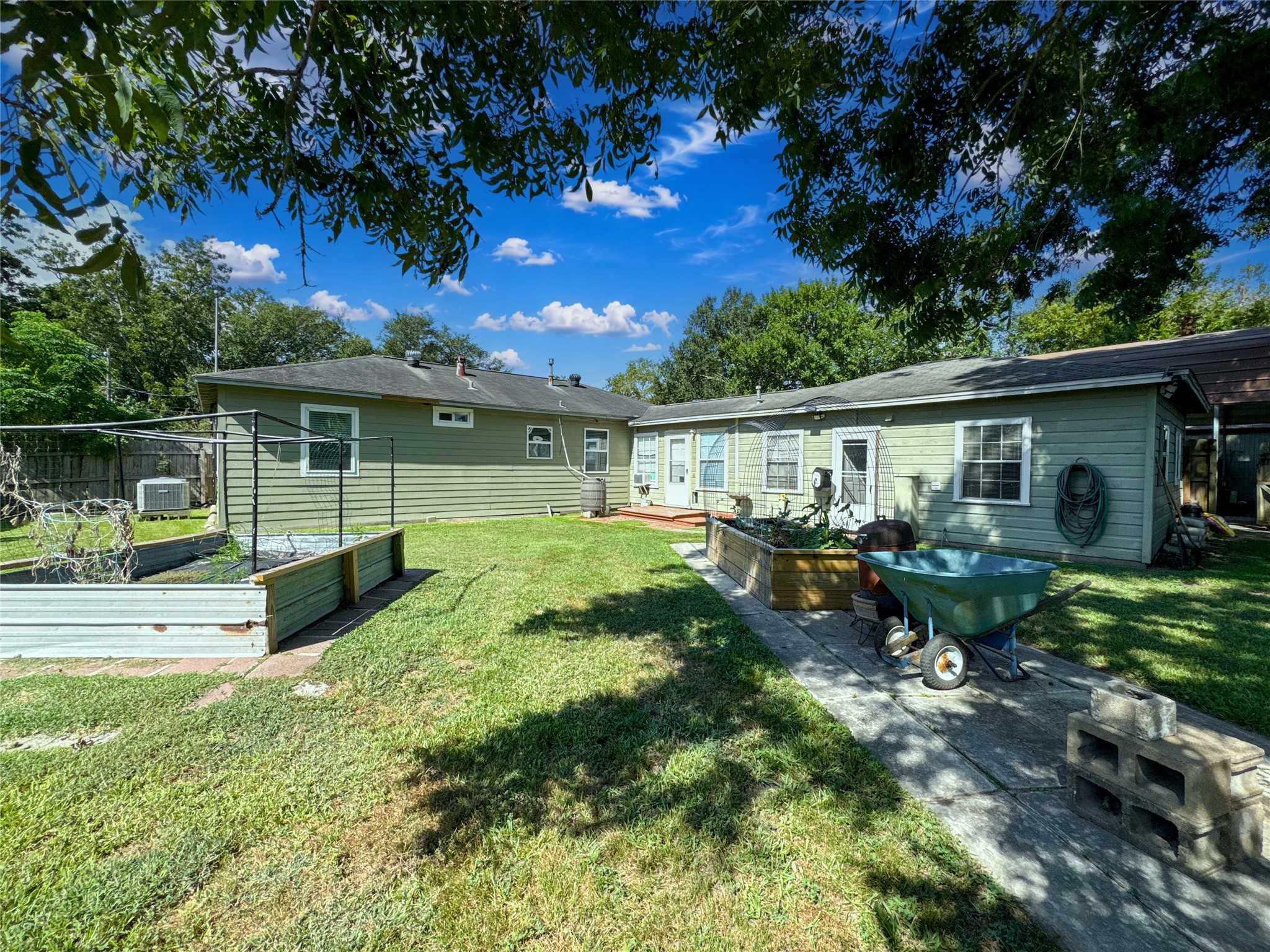 4435 11th Street Property Photo 20